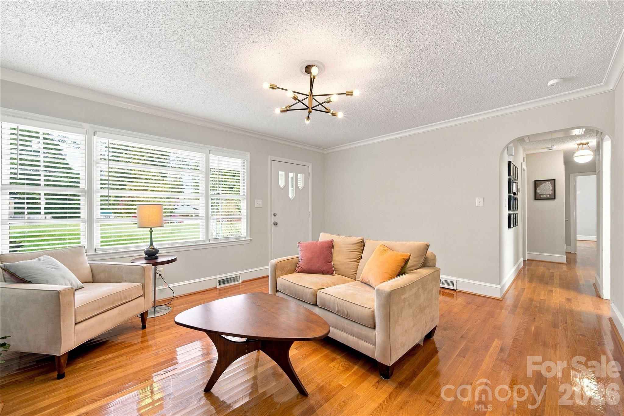 6142 King George Drive Property Photo 8