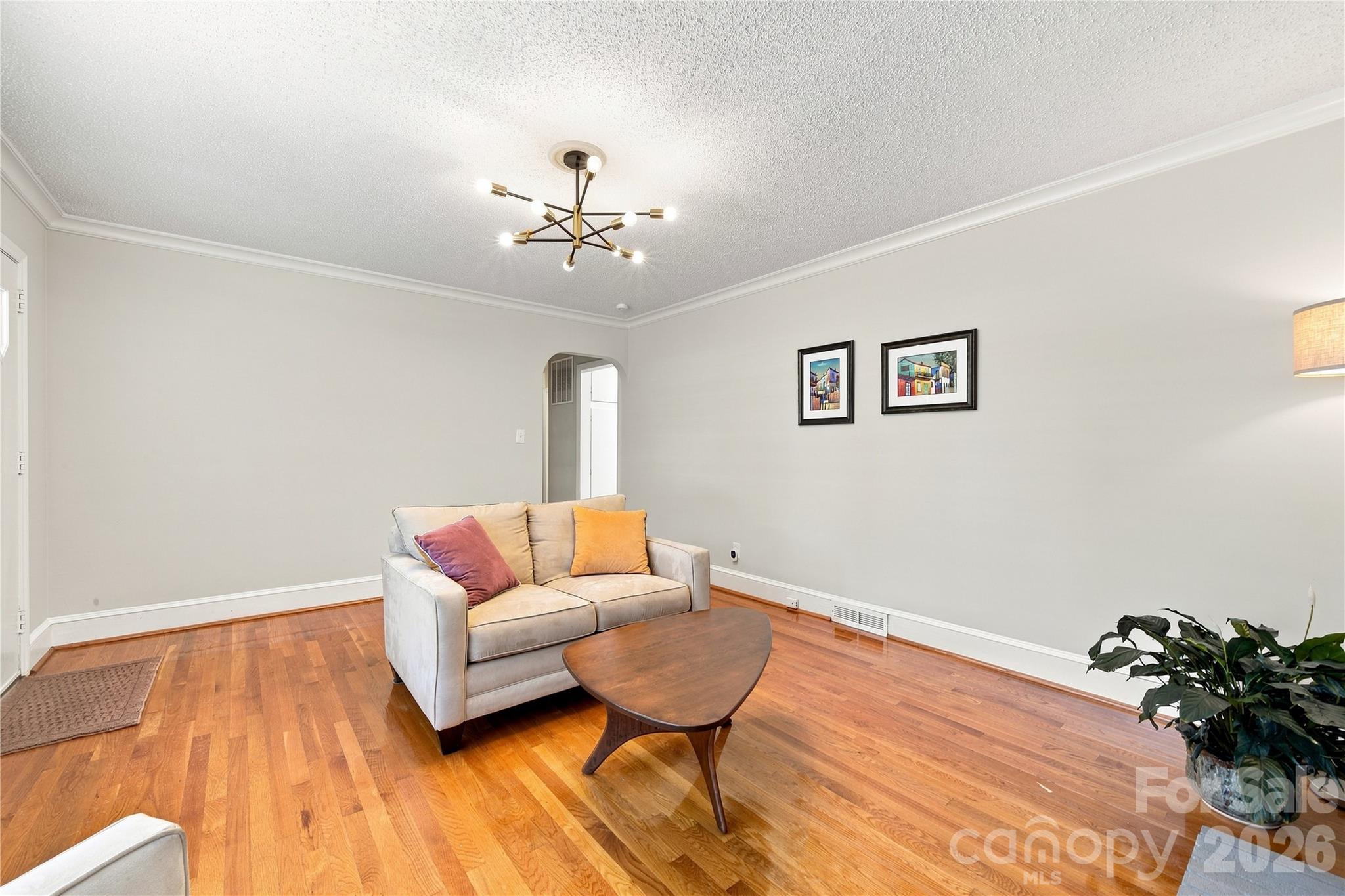 6142 King George Drive Property Photo 9