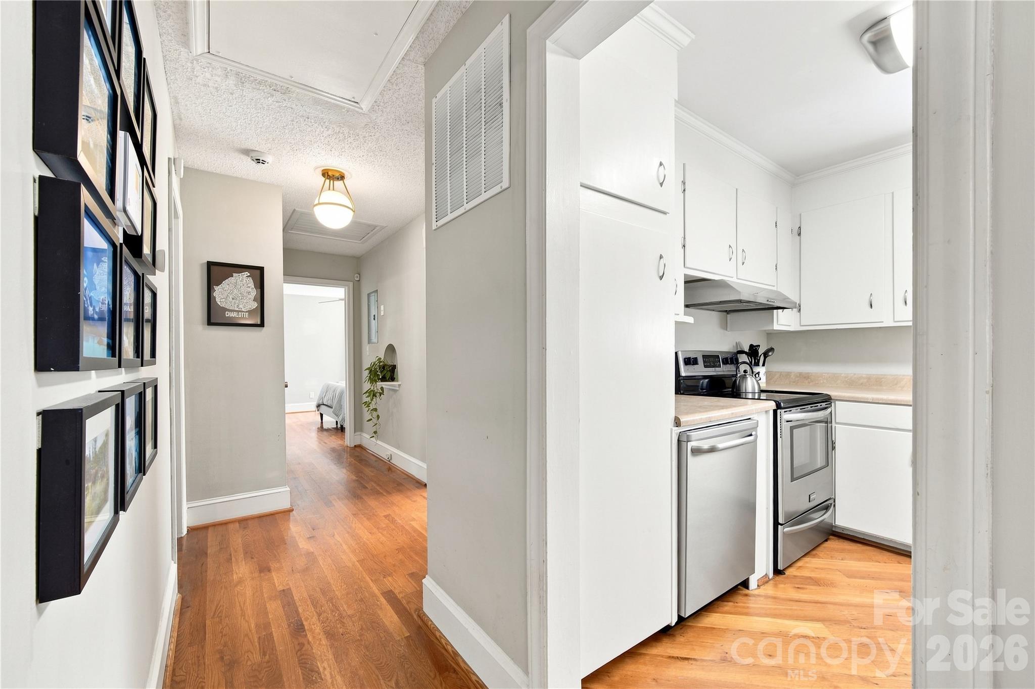 6142 King George Drive Property Photo 10