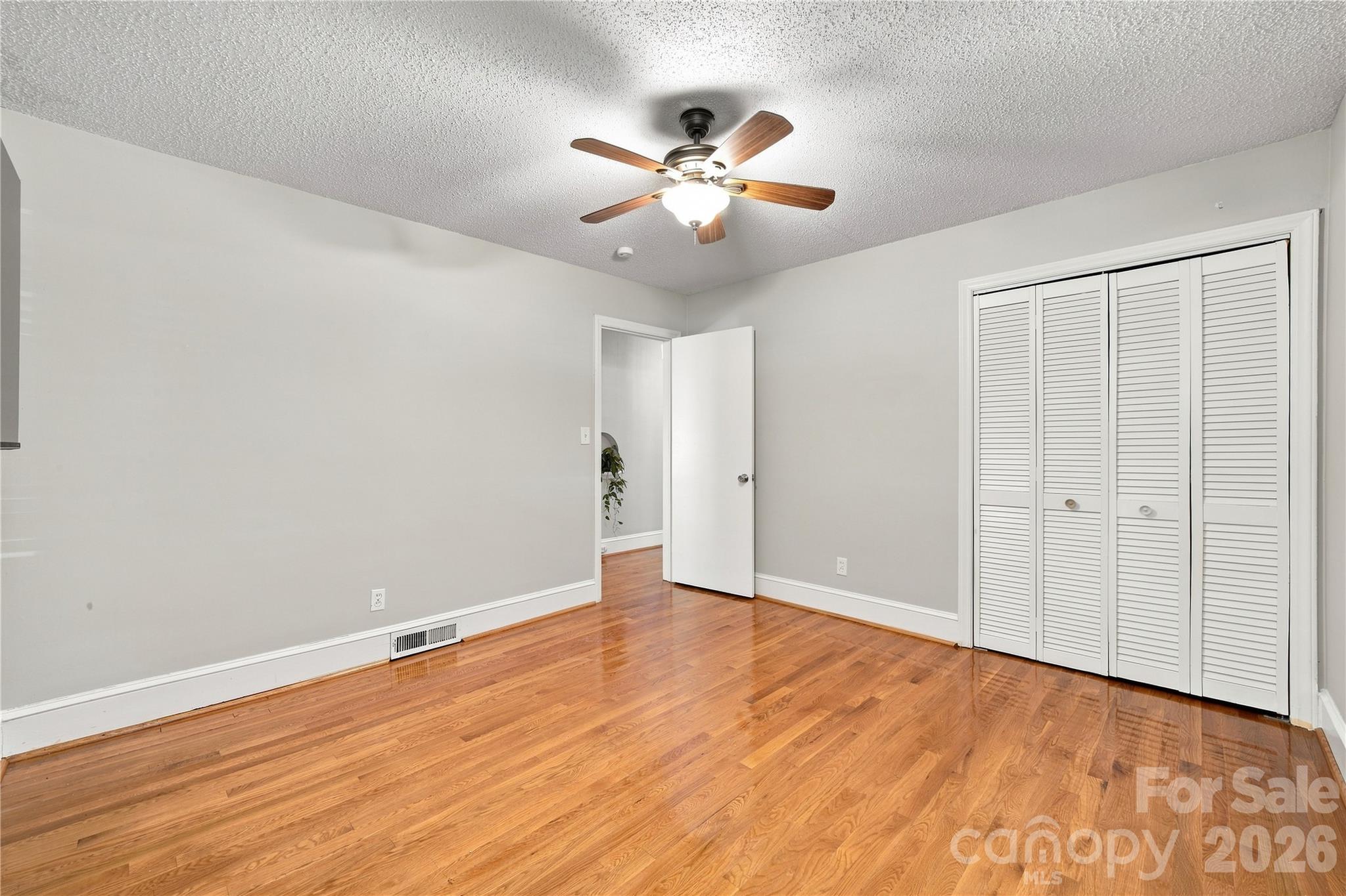 6142 King George Drive Property Photo 21