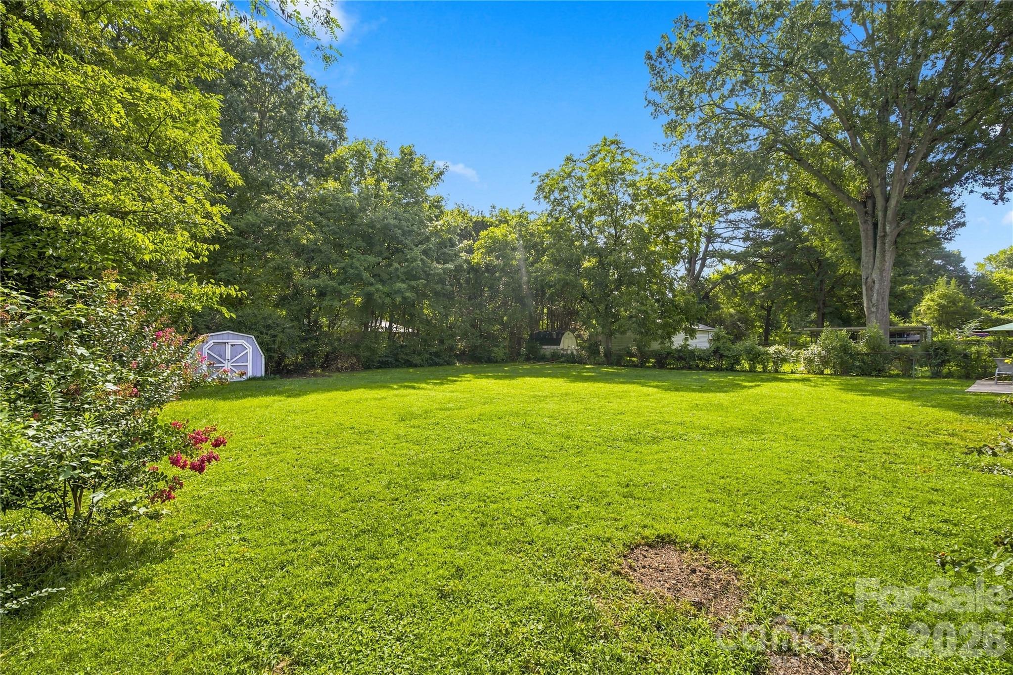 6142 King George Drive Property Photo 34