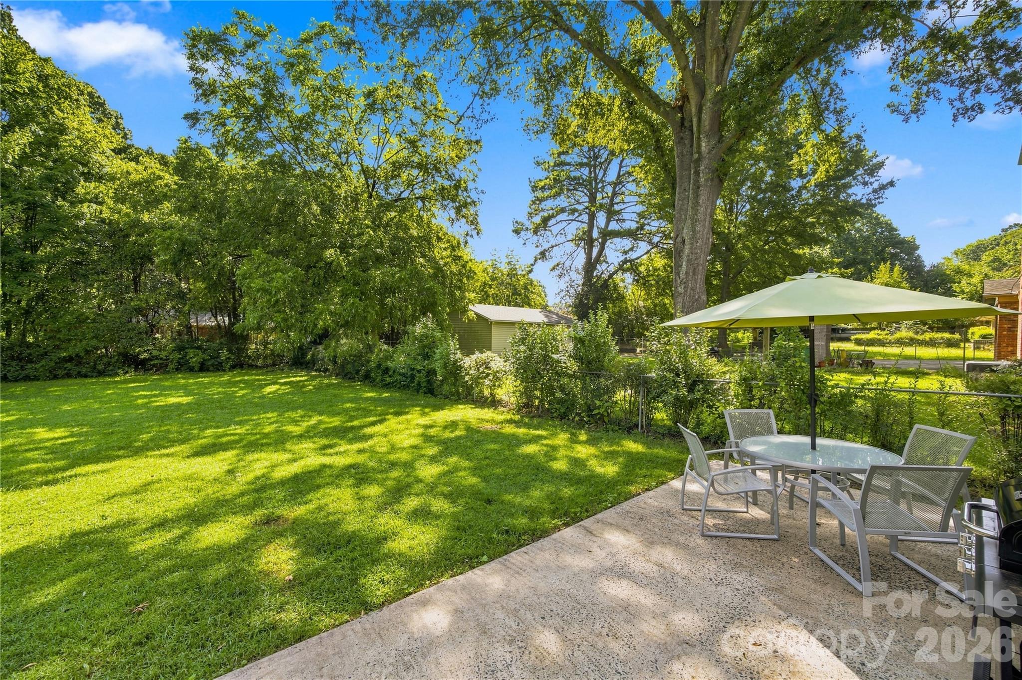 6142 King George Drive Property Photo 39