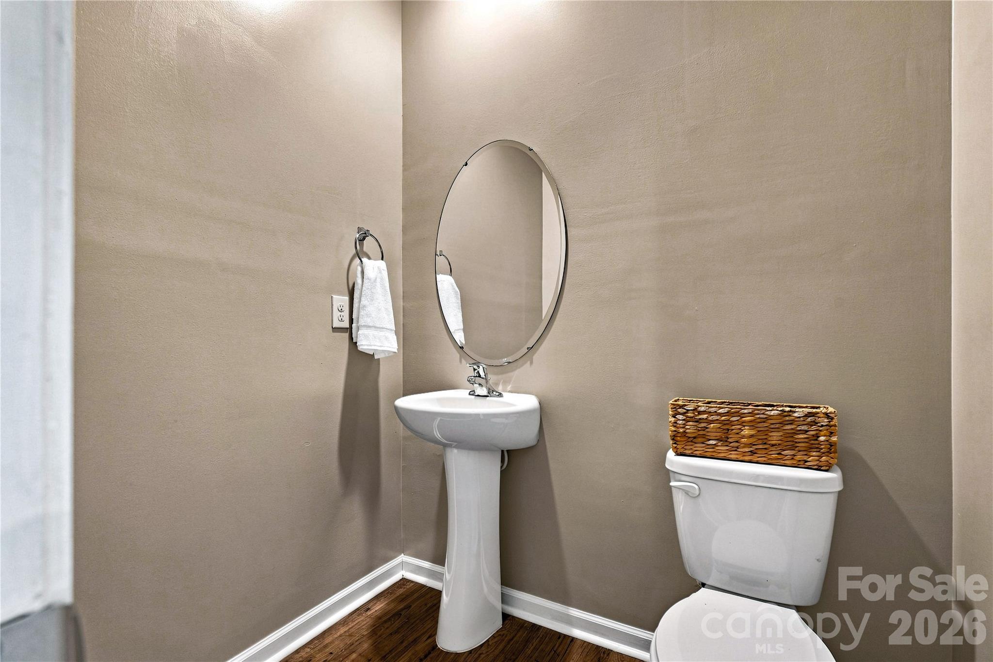 108 Giant Oak Avenue Property Photo 9