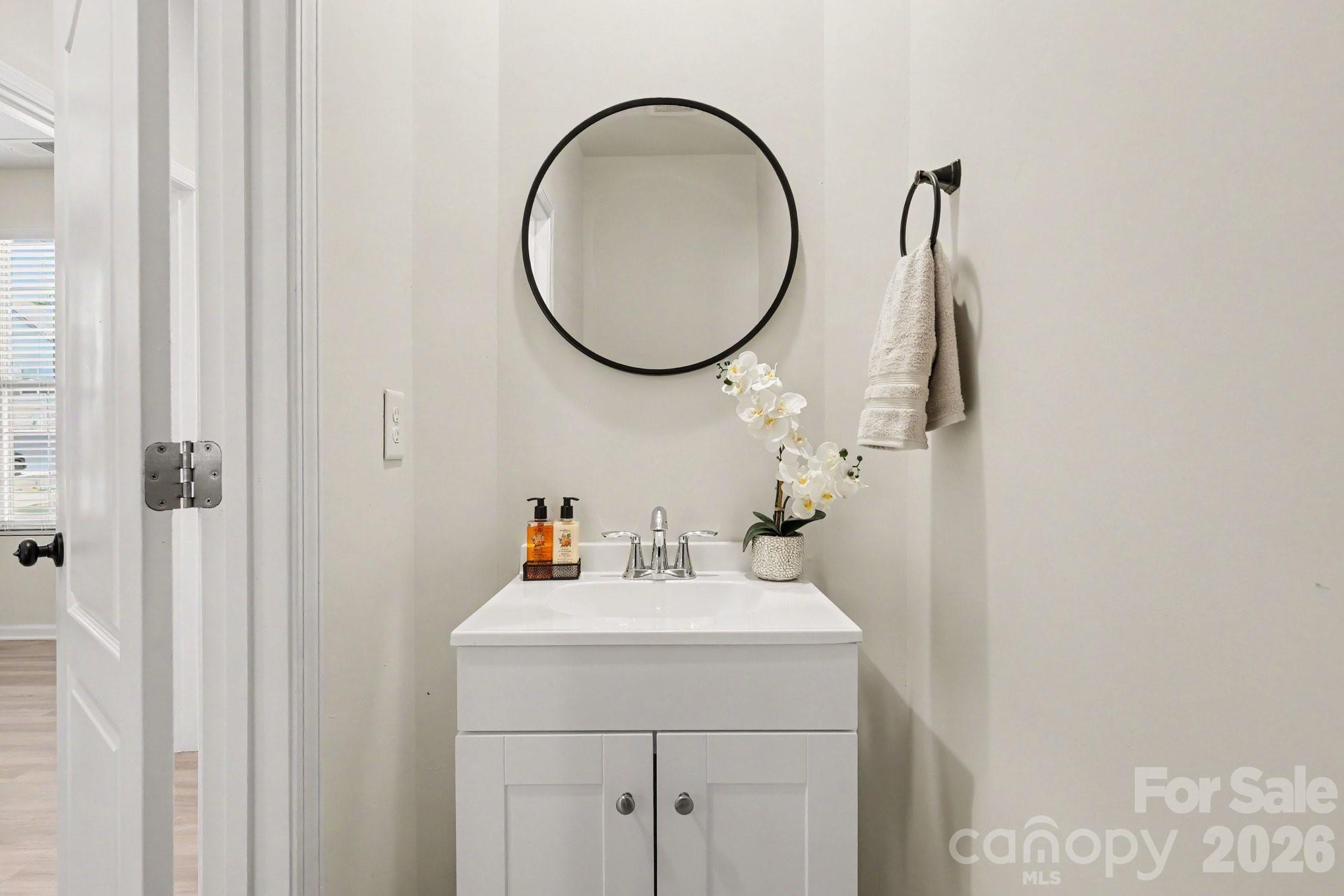 9453 Avery Lilac Lane Property Photo 7
