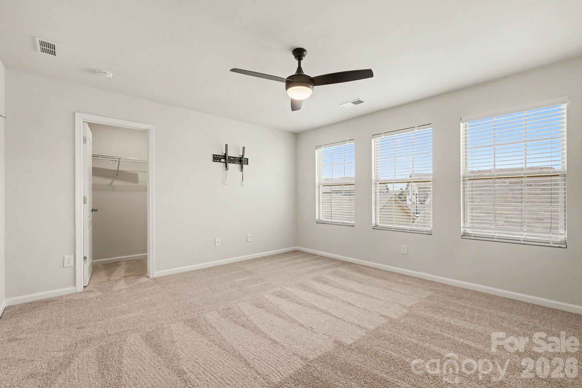9453 Avery Lilac Lane Property Photo 24