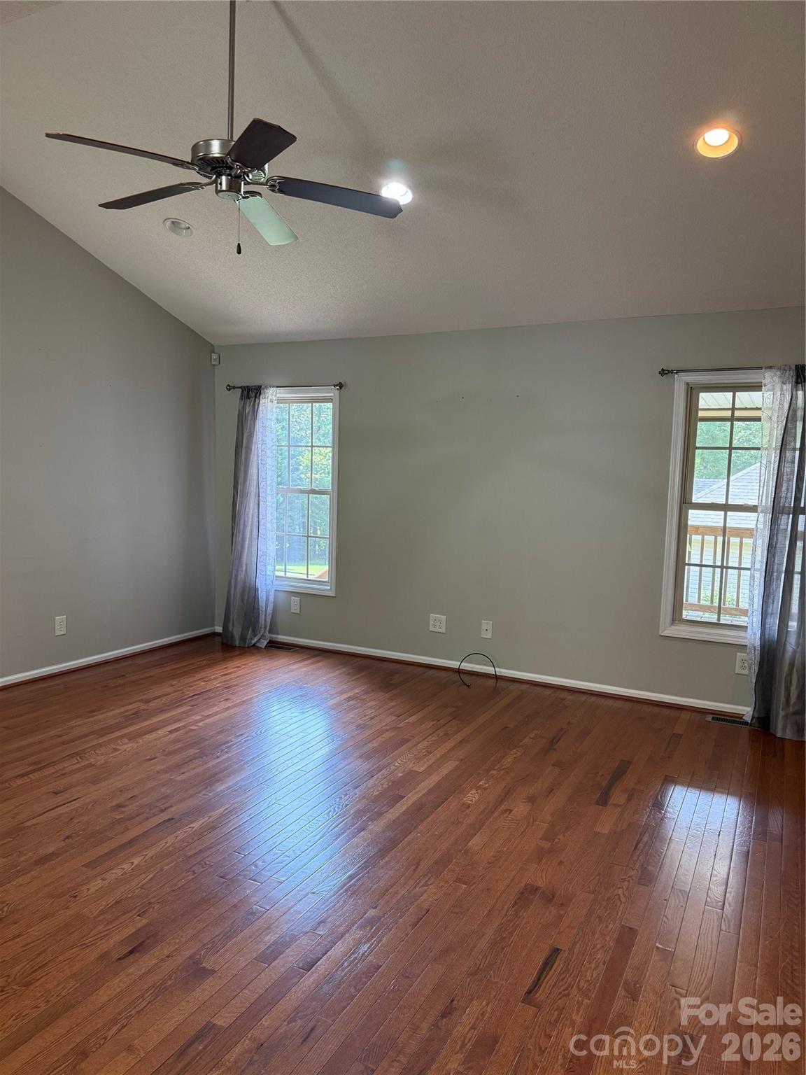1005 Spring Rock Drive Property Photo 10