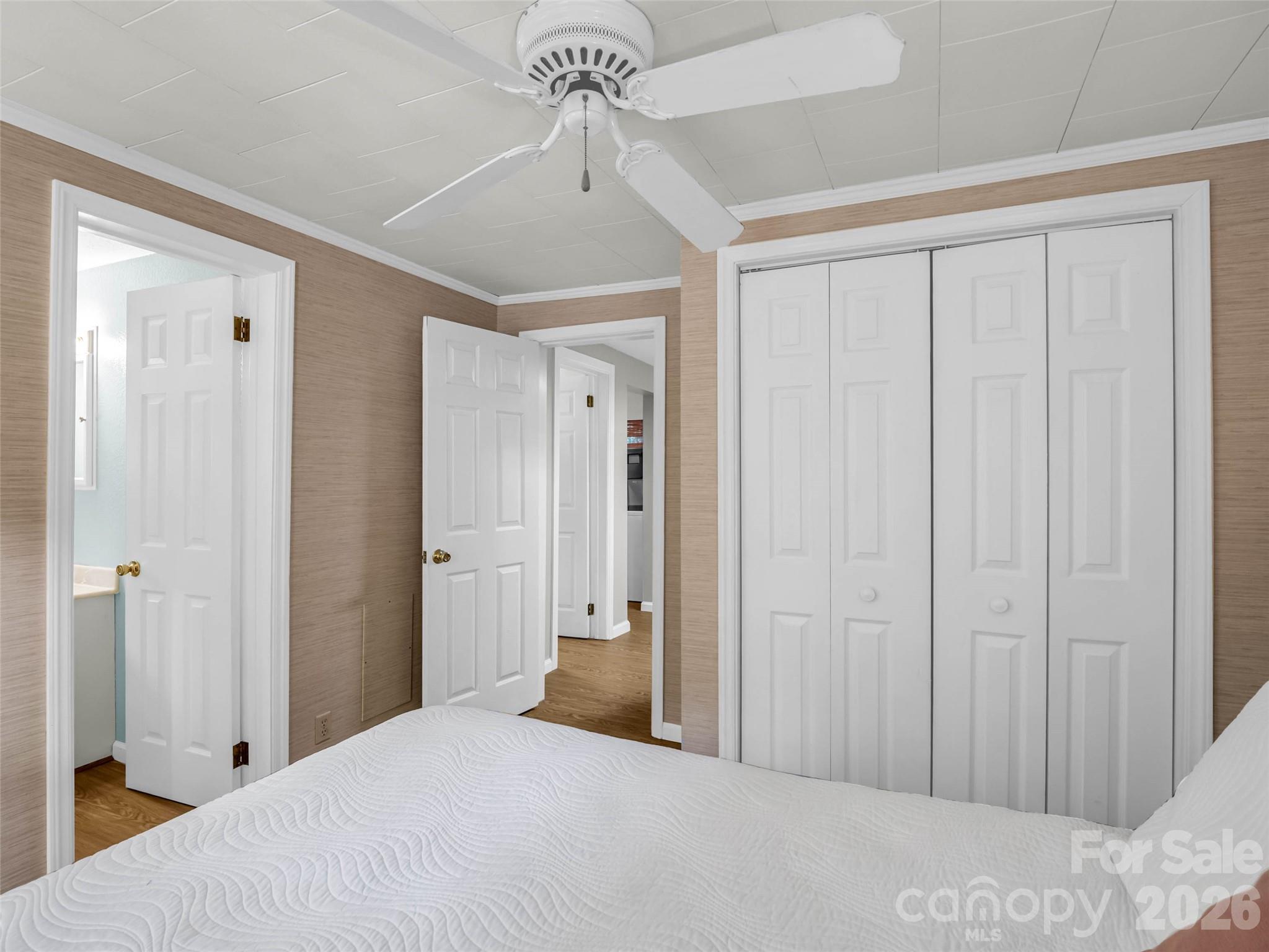 239 Havnaers Point Property Photo 28