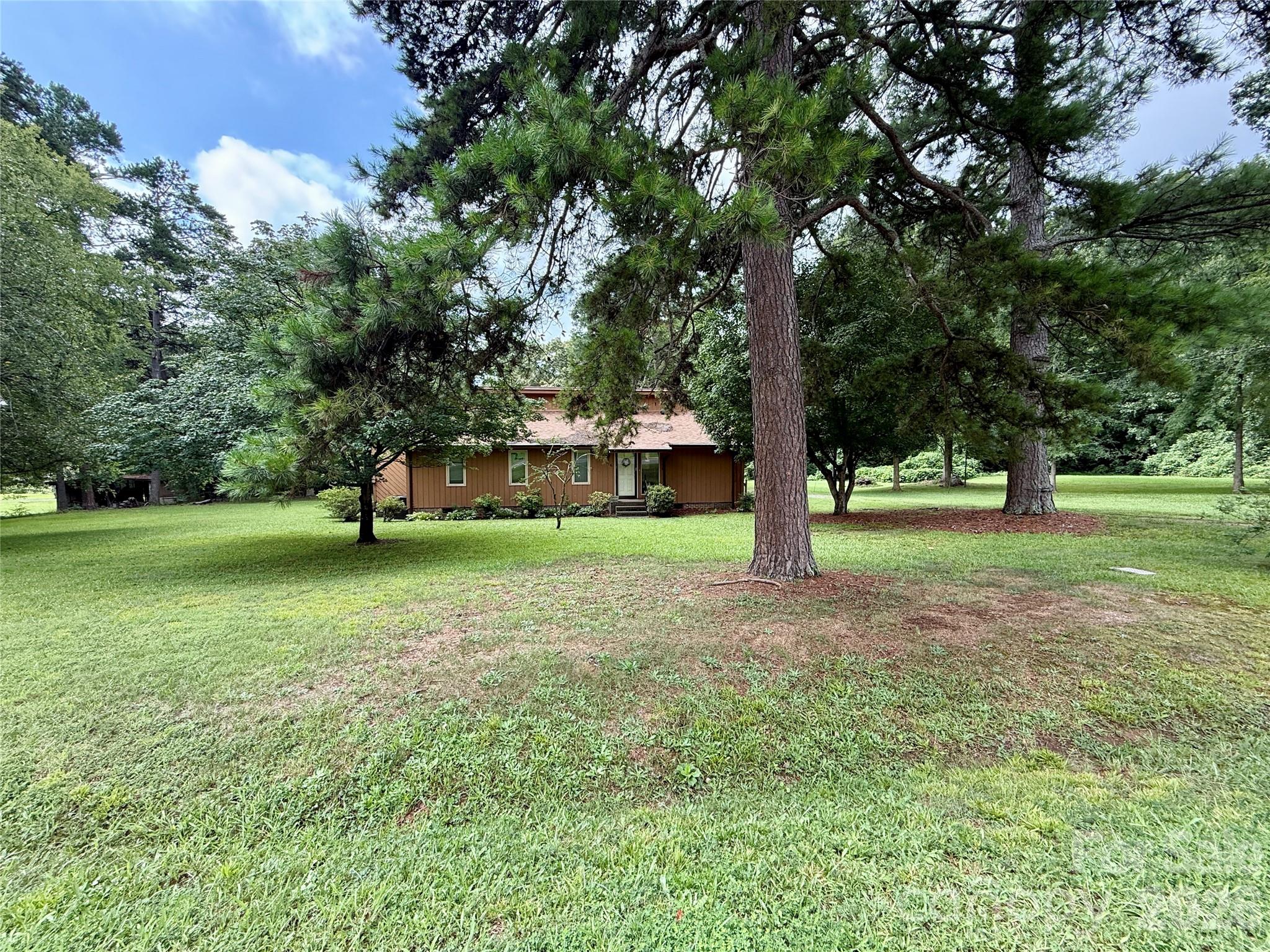 8000 Hedrick Circle Property Photo 4