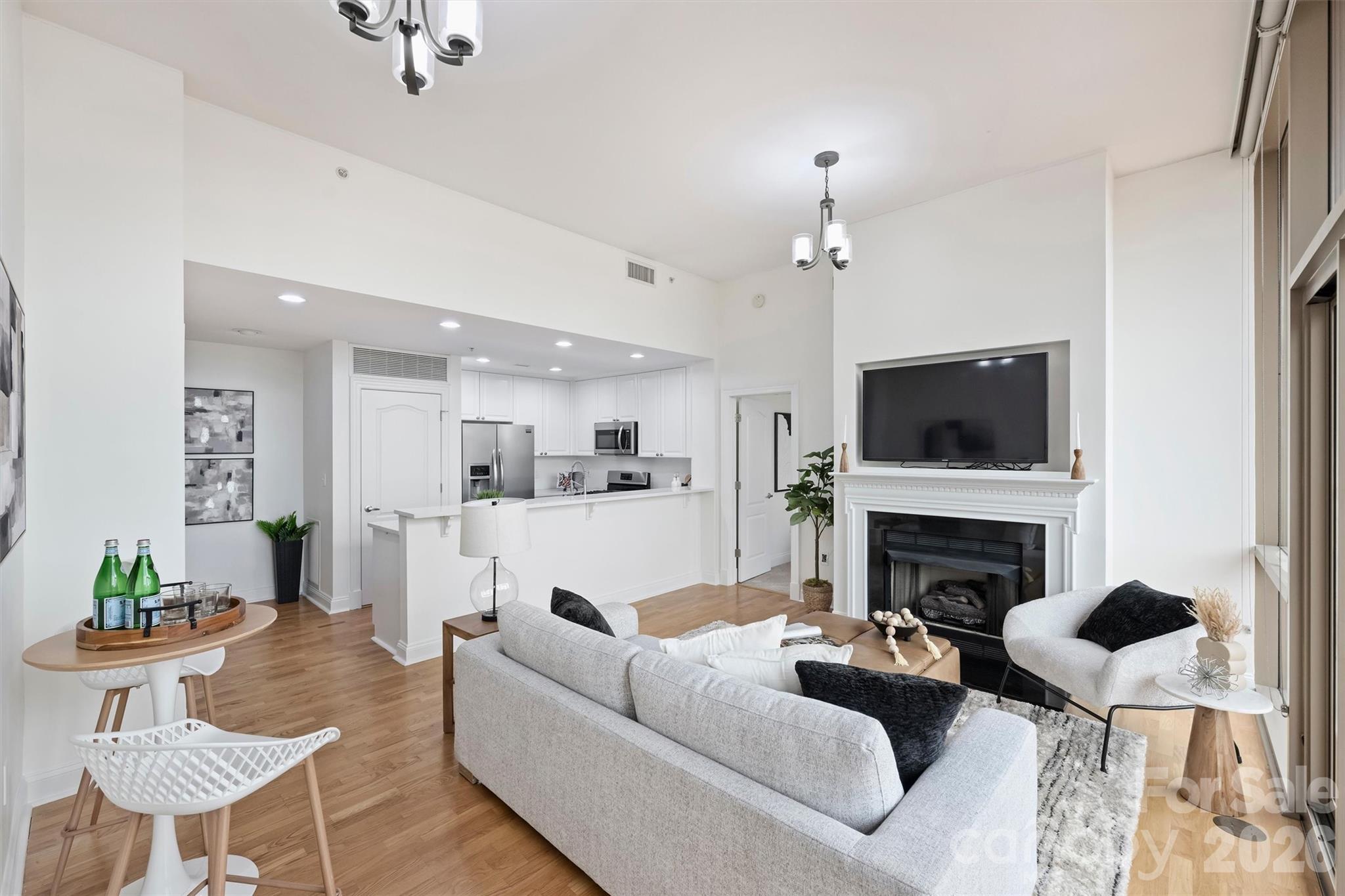 315 Arlington Avenue 504 Property Photo 17