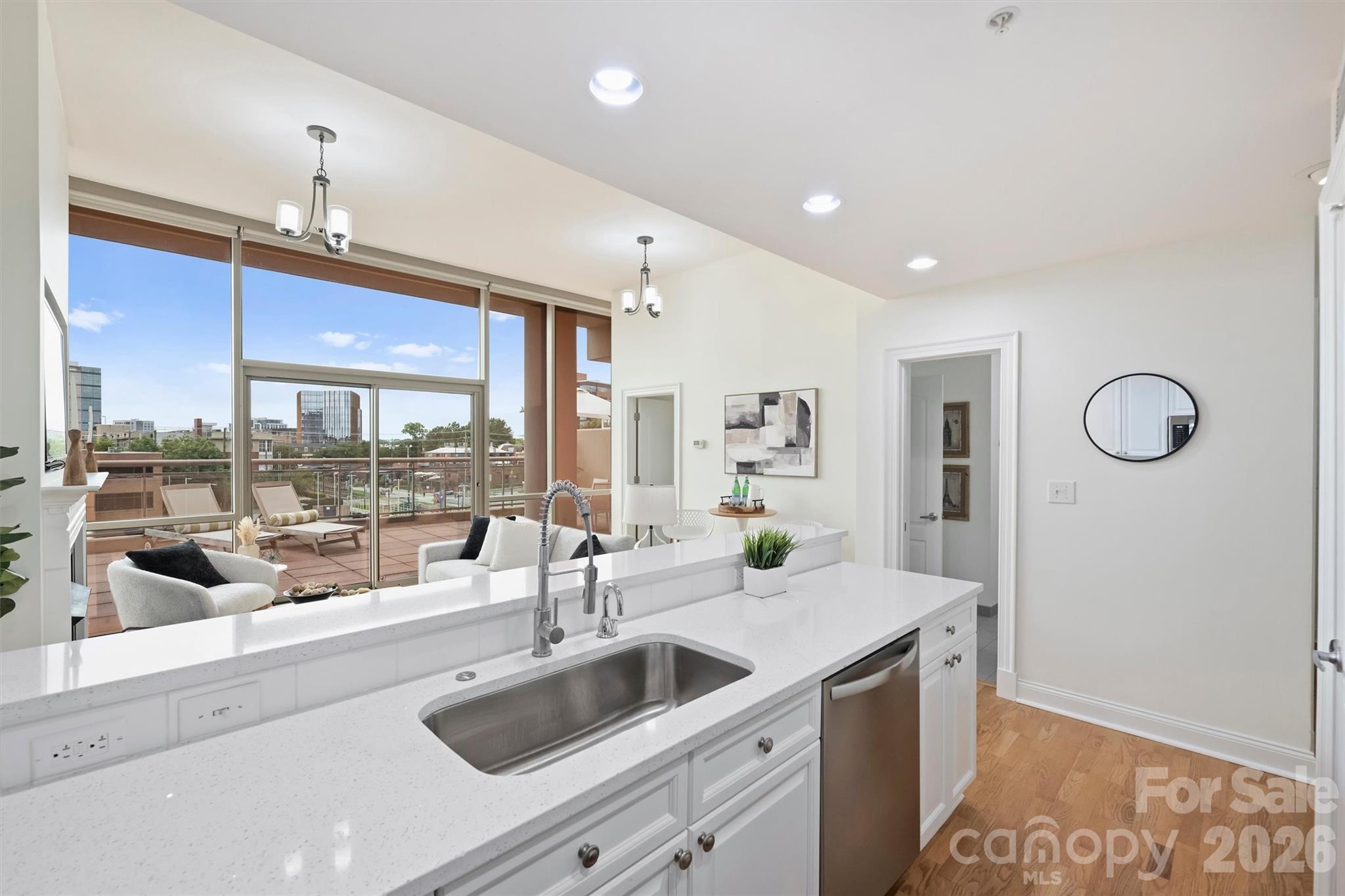 315 Arlington Avenue 504 Property Photo 23