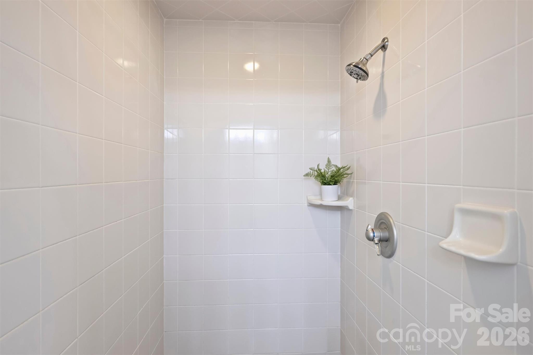 315 Arlington Avenue 504 Property Photo 28