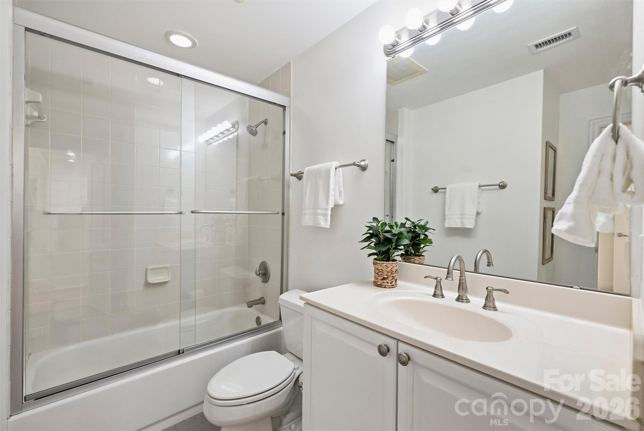 315 Arlington Avenue 504 Property Photo 32