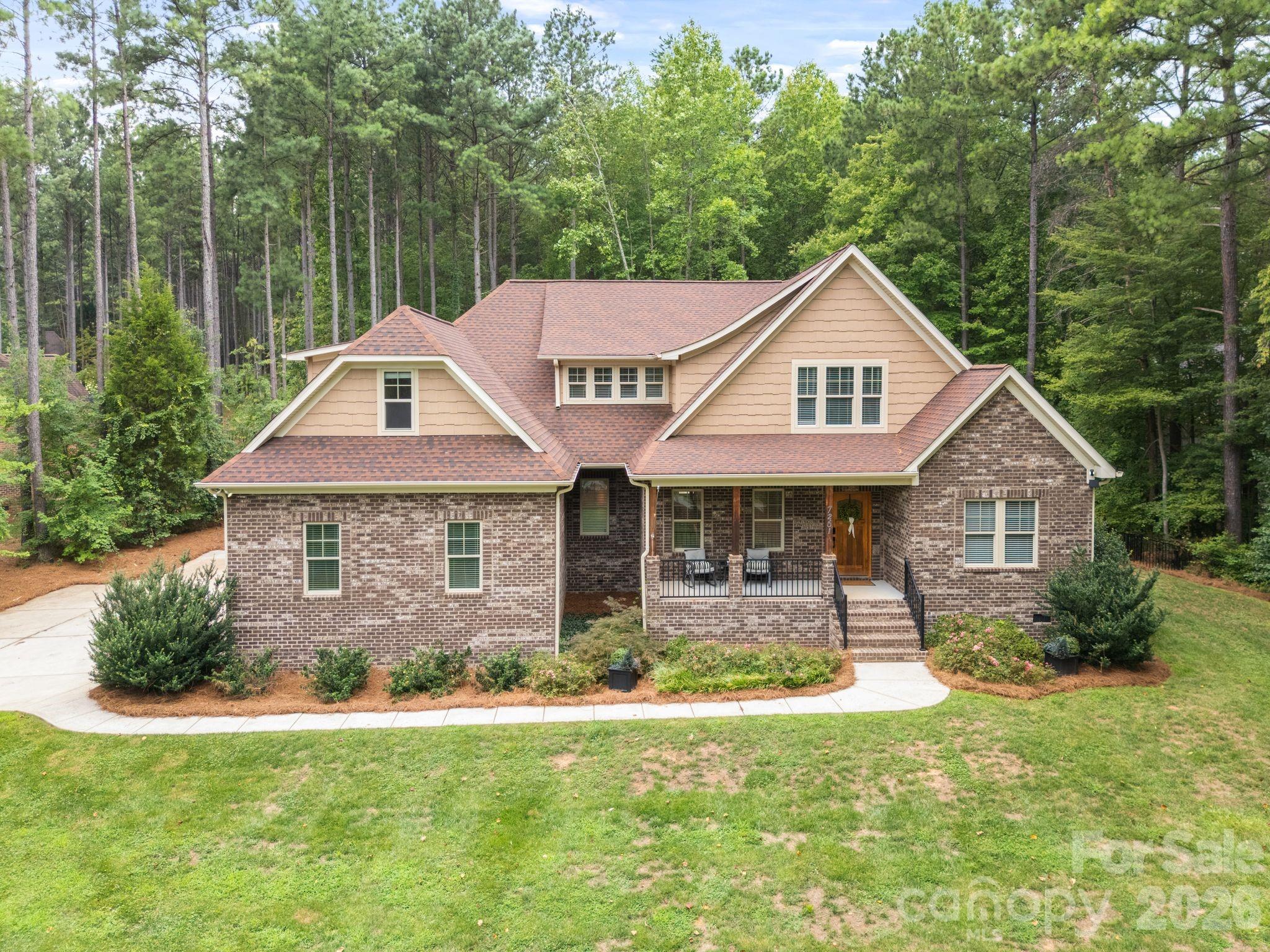 7261 Bay Ridge Drive Property Photo 4