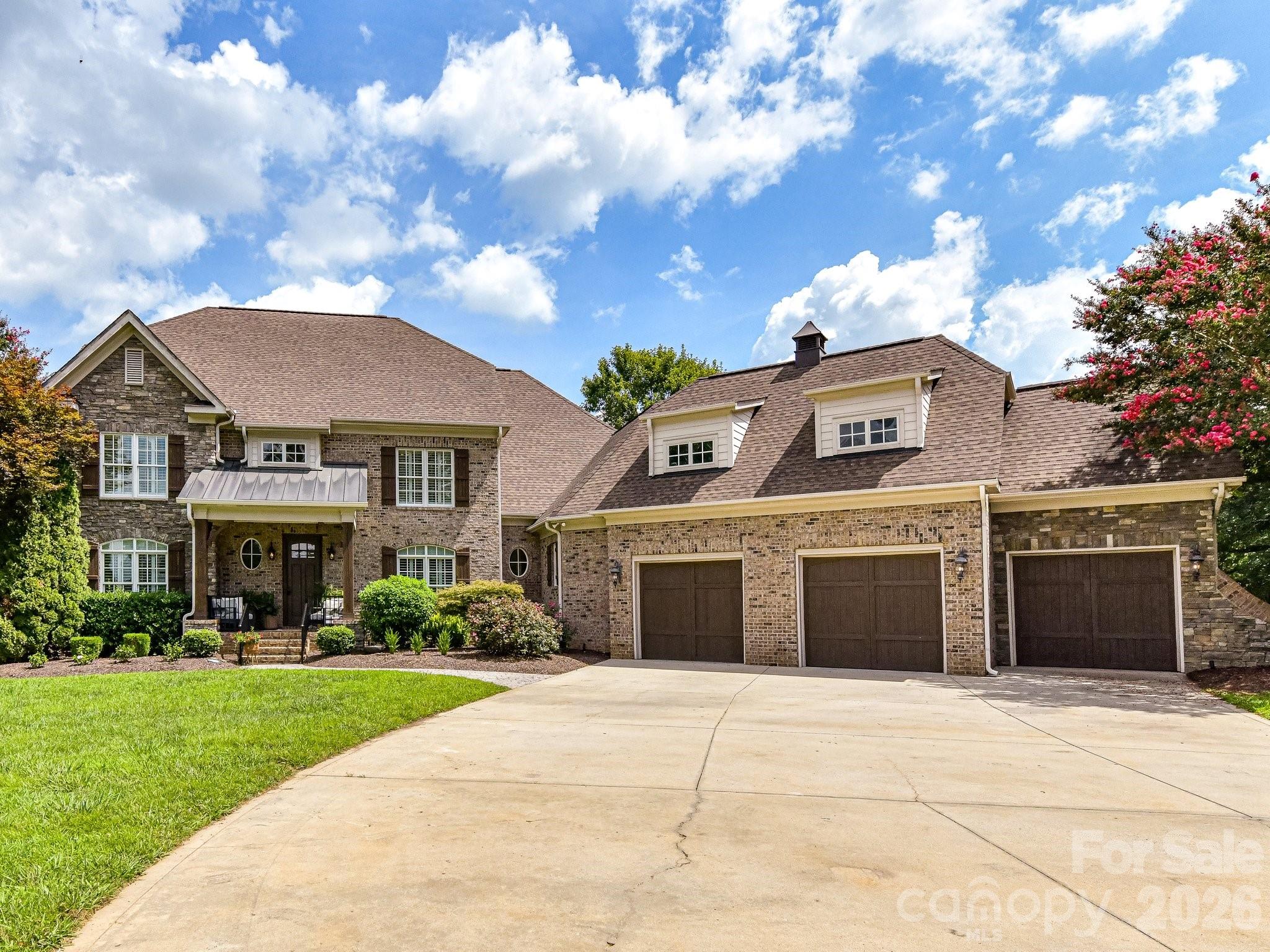 7275 Flowes Store Road Property Photo 1