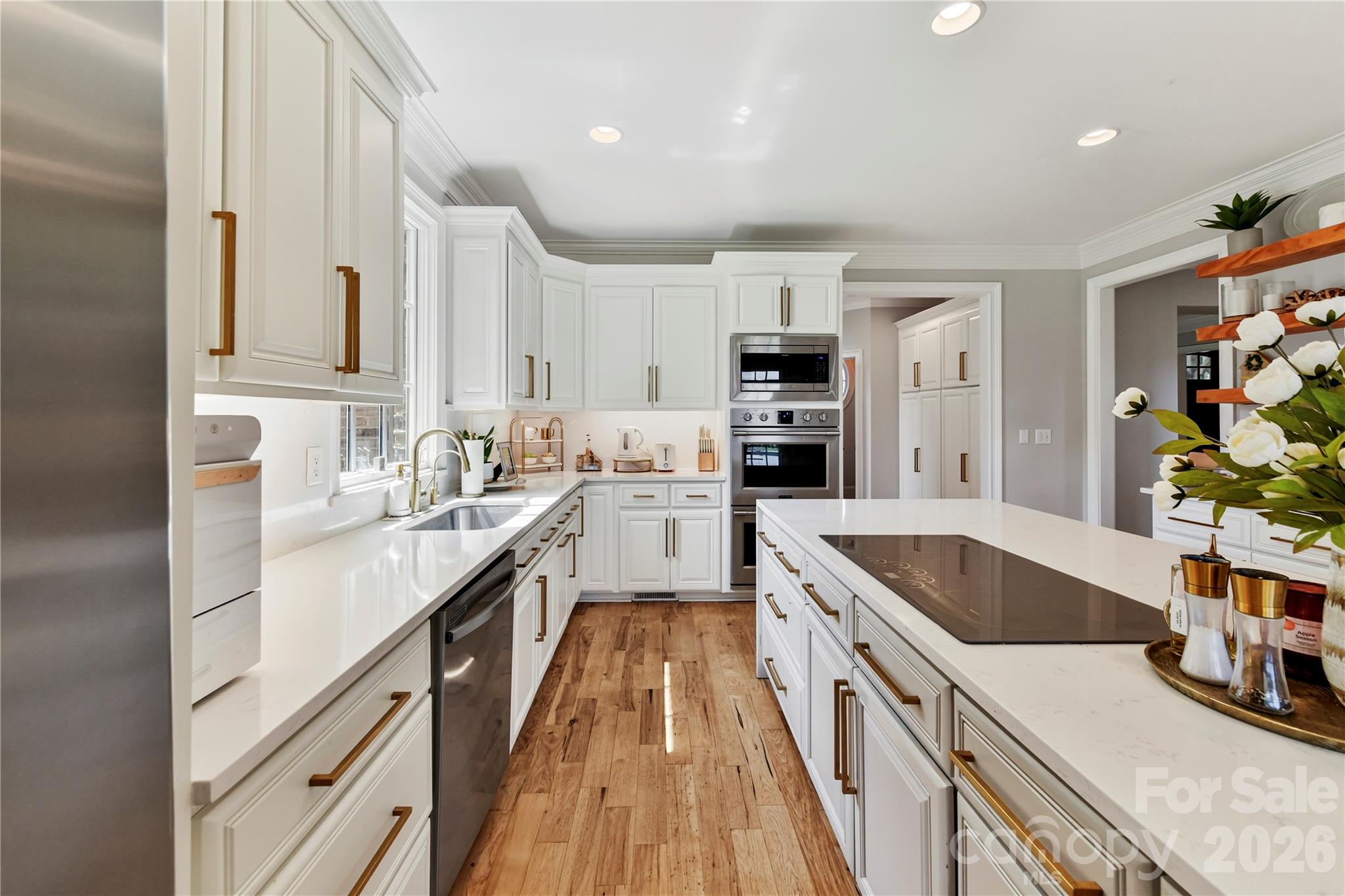 7275 Flowes Store Road Property Photo 8