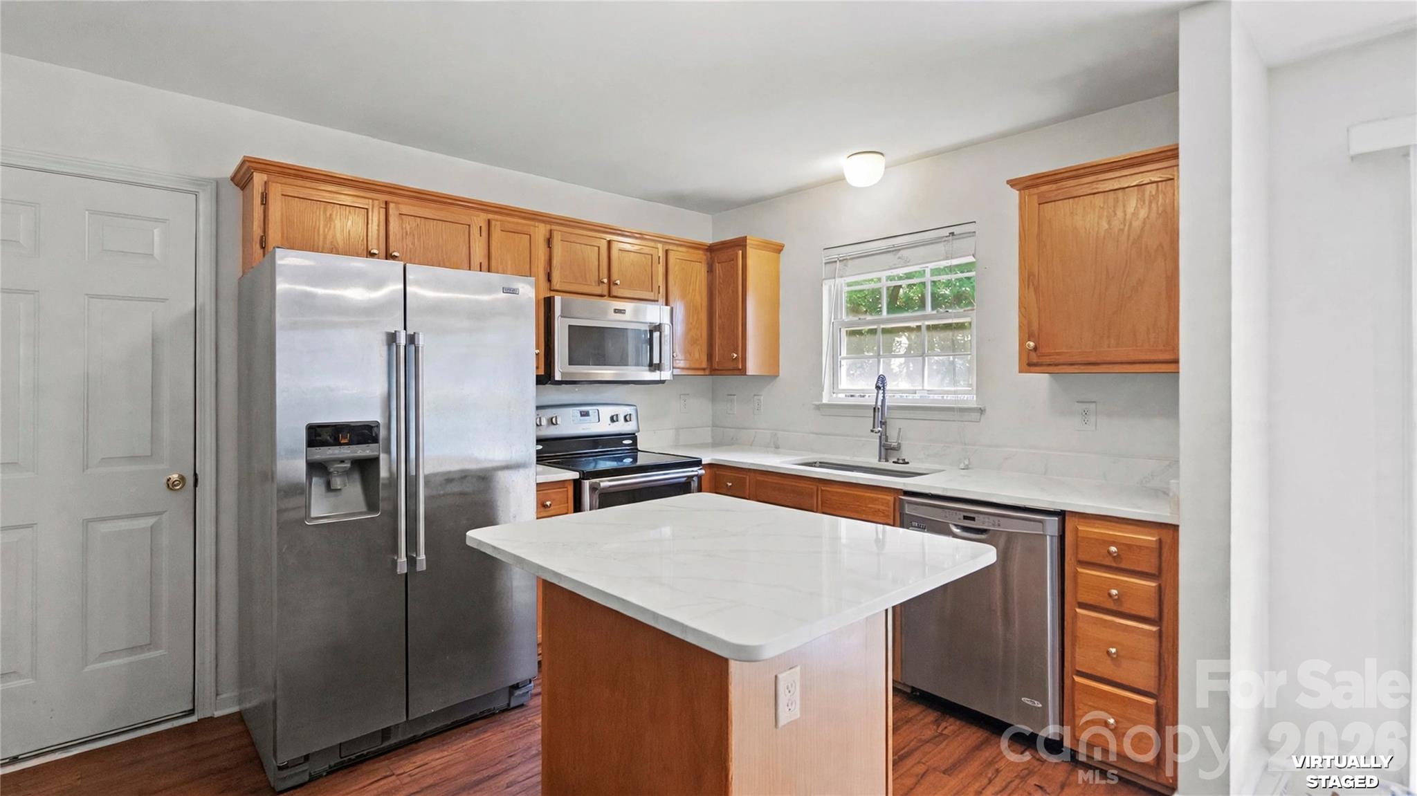 9902 Mattie Court Property Photo 17