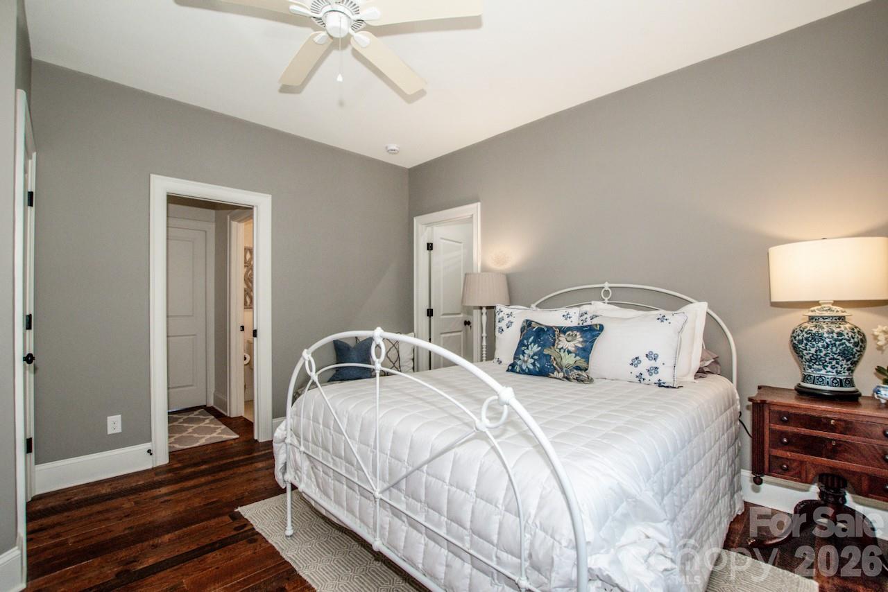 216 Catawba Avenue Property Photo 15