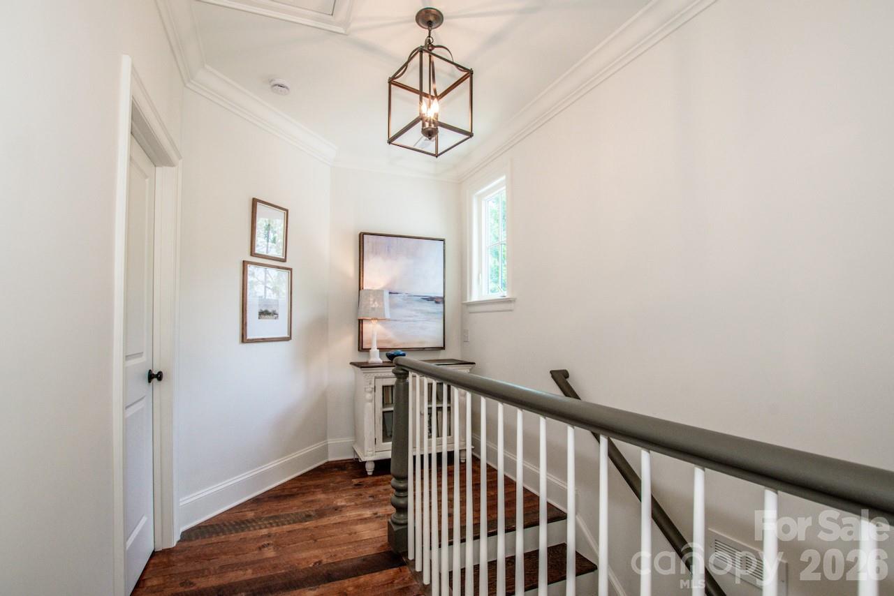 216 Catawba Avenue Property Photo 17