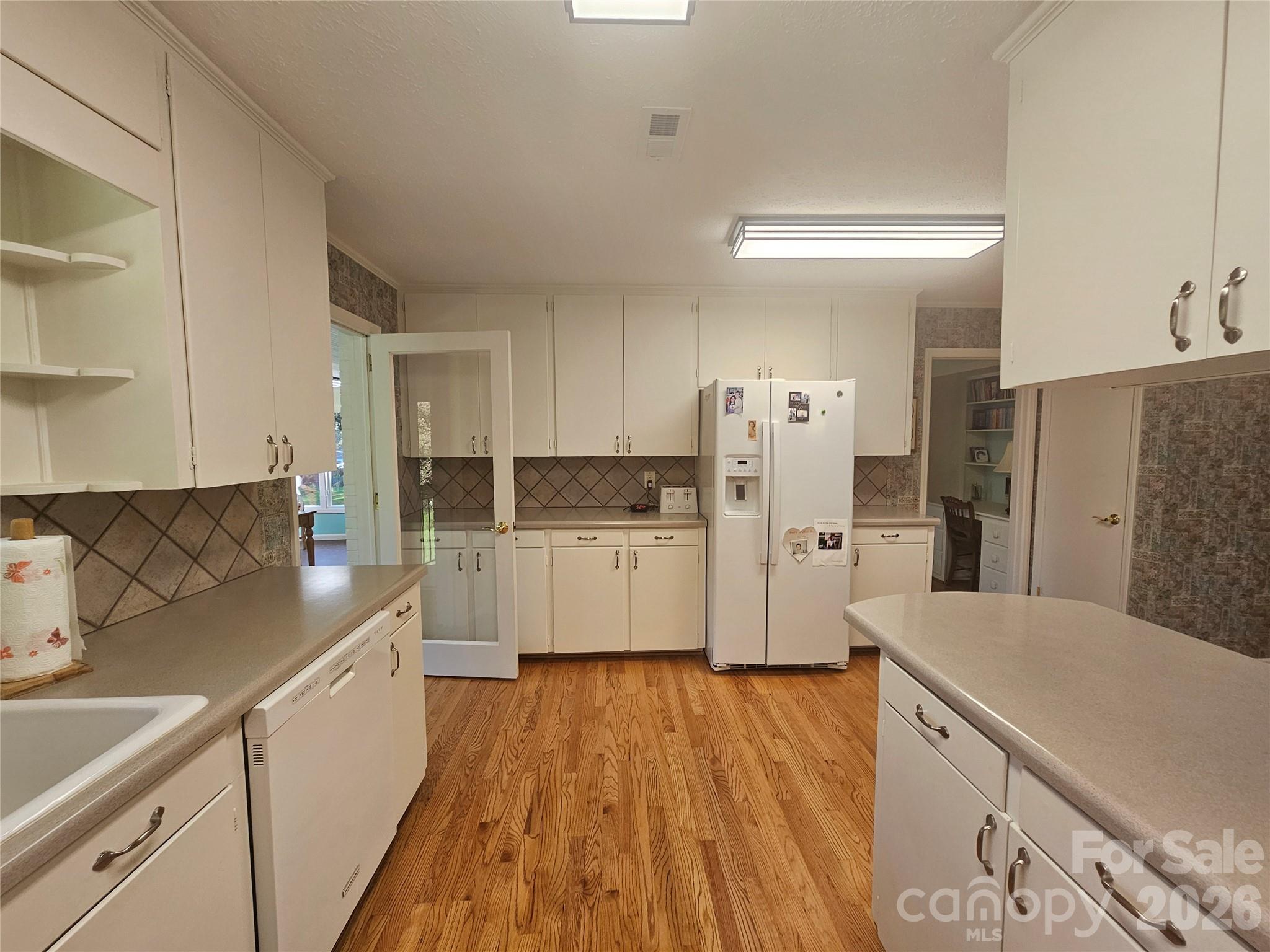 524 Country Club Circle Property Photo 10