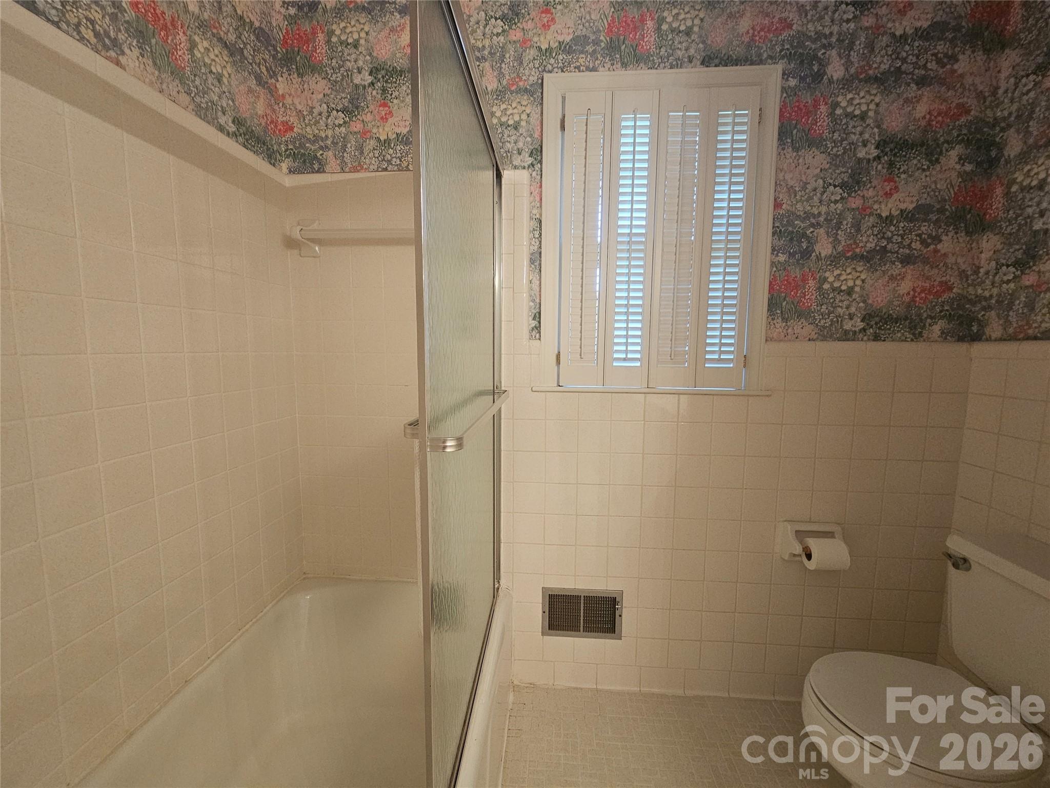 524 Country Club Circle Property Photo 22