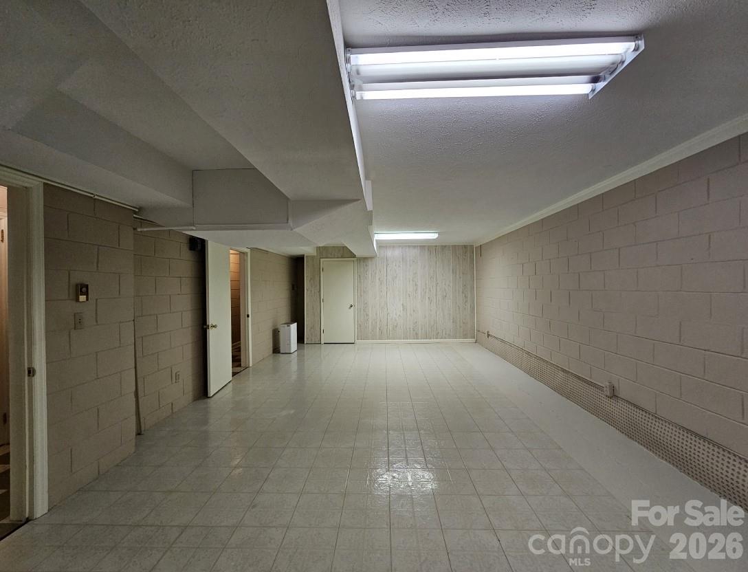 524 Country Club Circle Property Photo 29