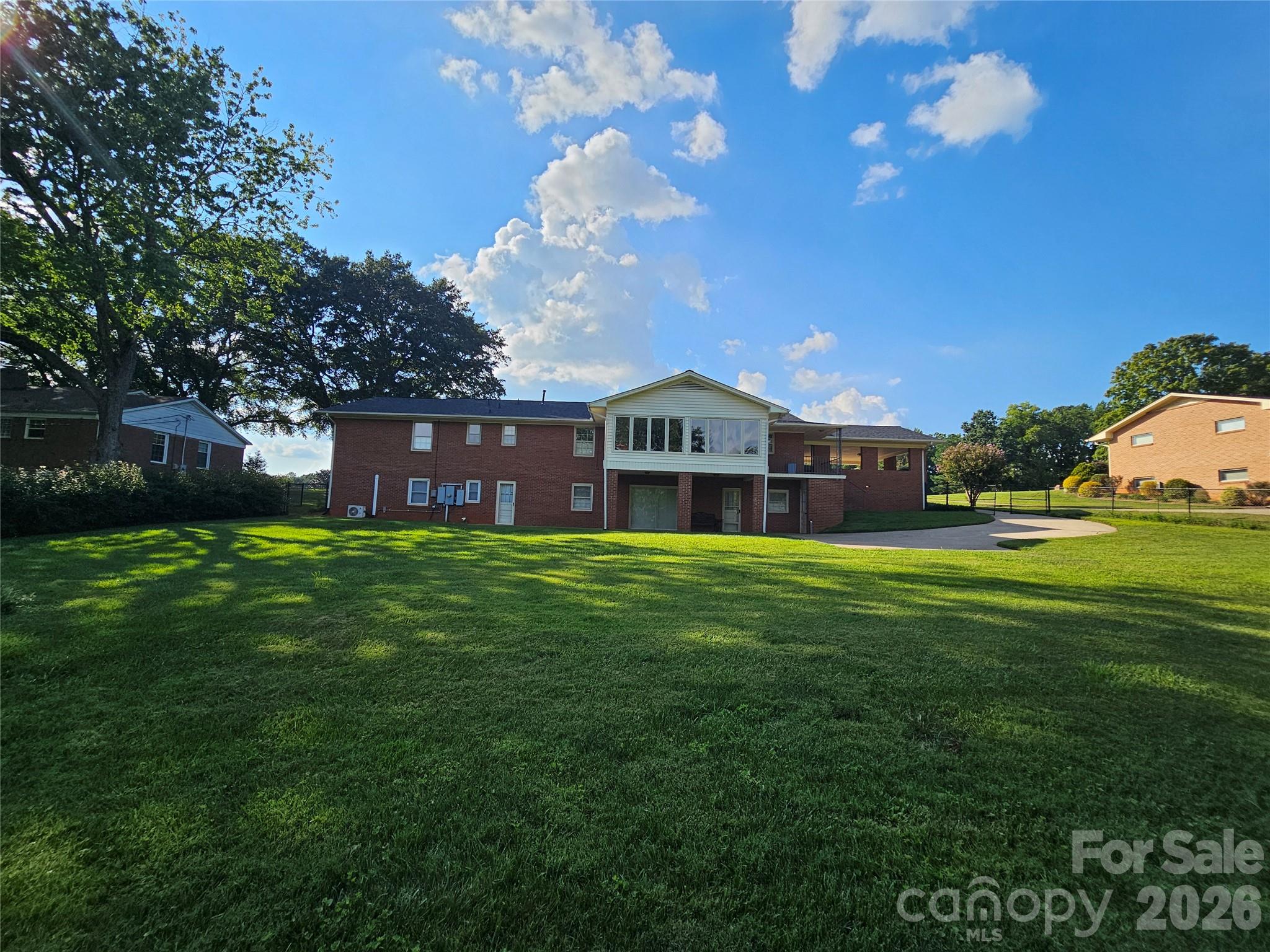 524 Country Club Circle Property Photo 36