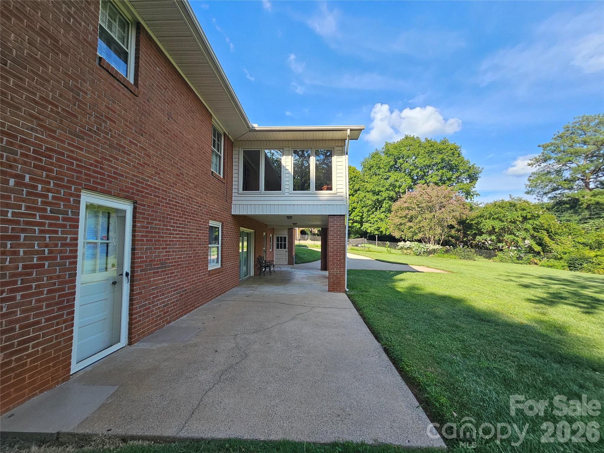 524 Country Club Circle Property Photo 37