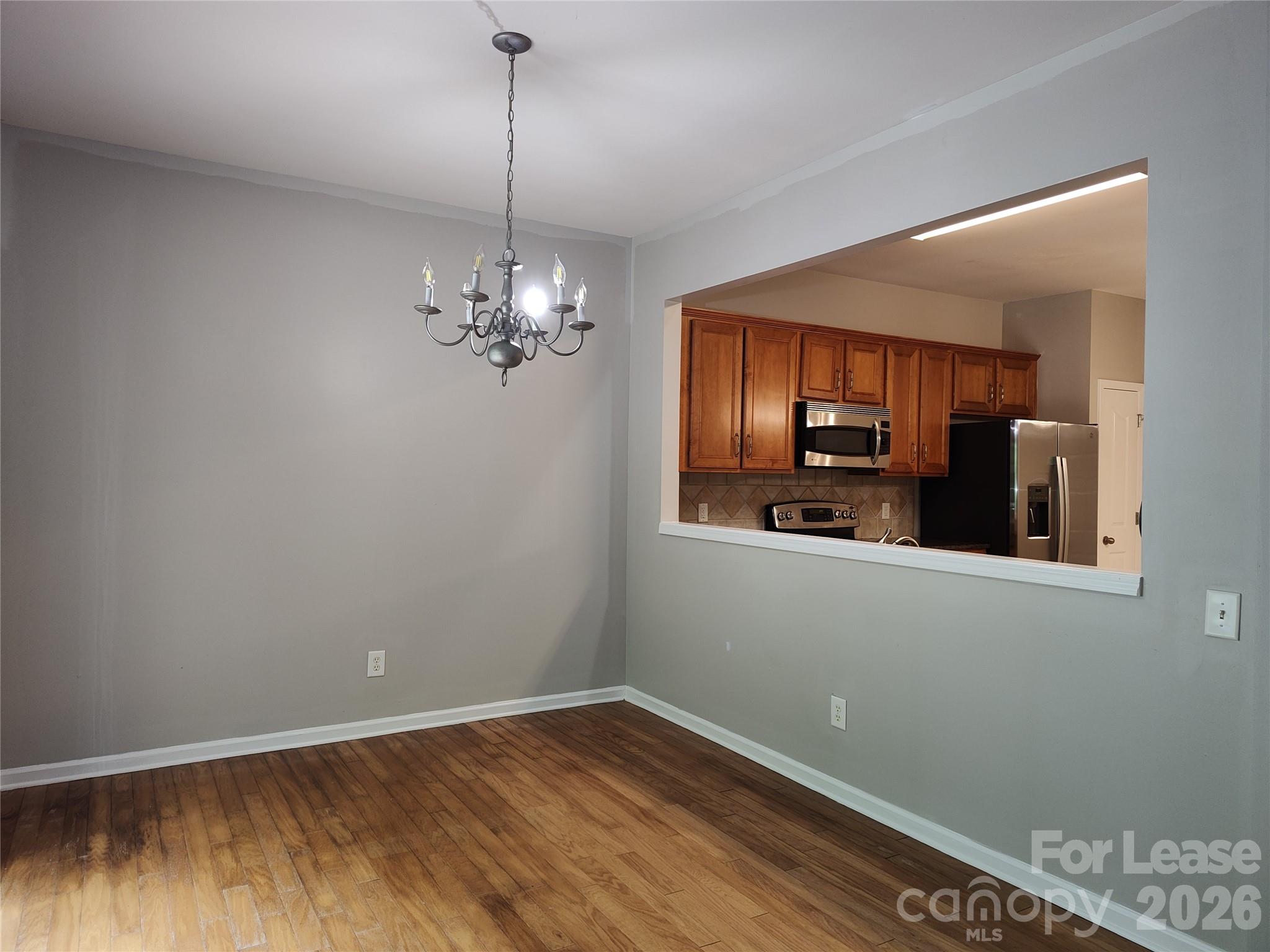 8952 Kirkley View Court Property Photo 6