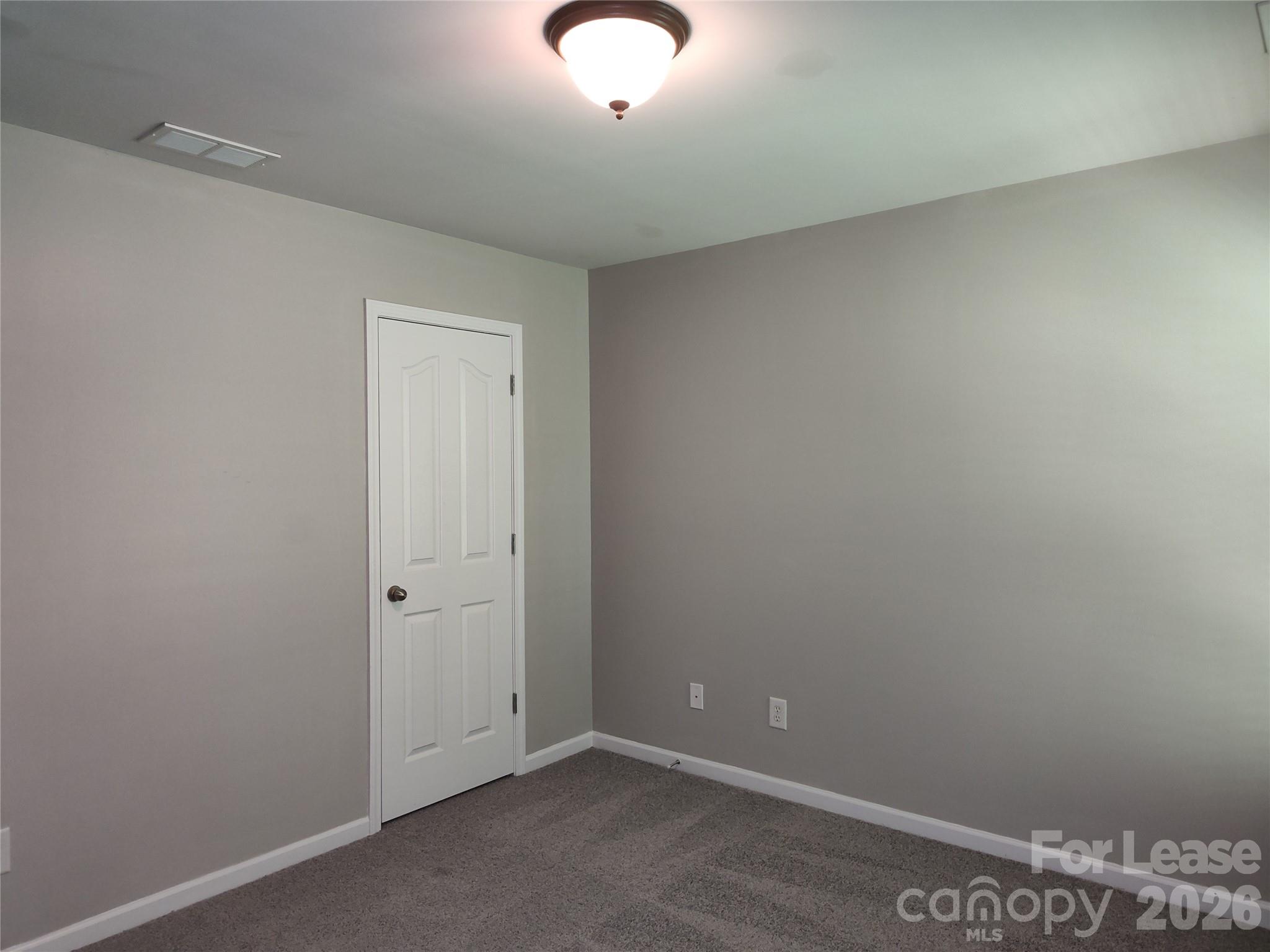 8952 Kirkley View Court Property Photo 18