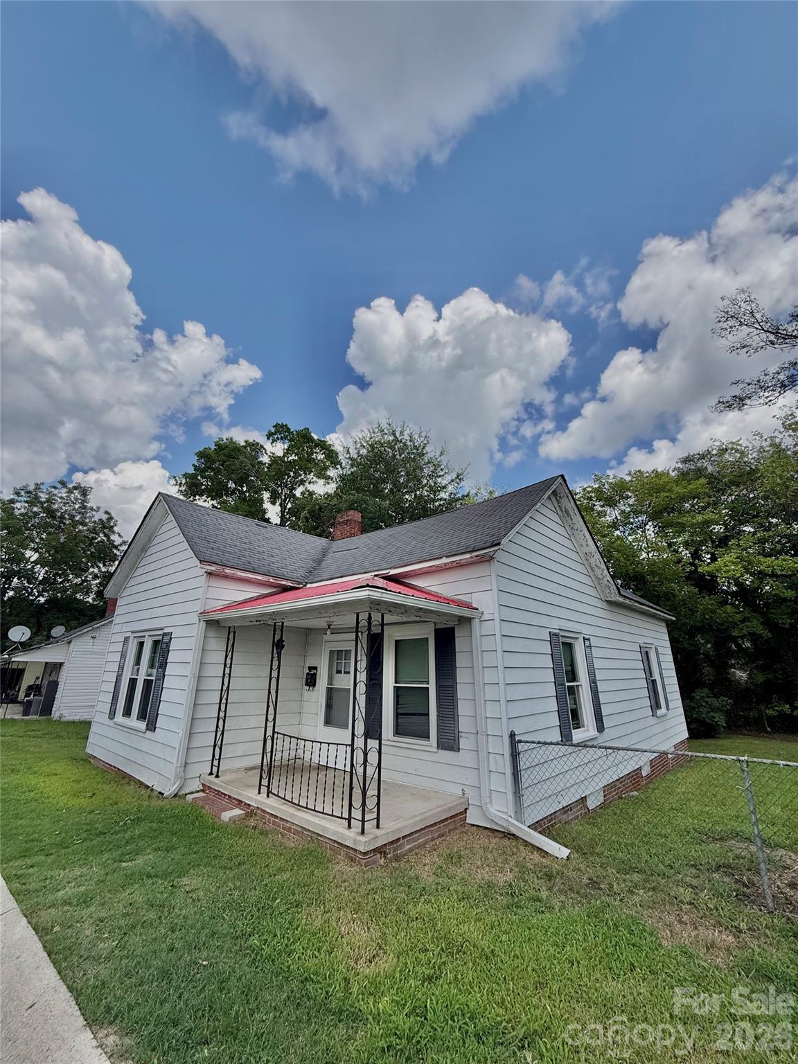45 White Street Property Photo 1