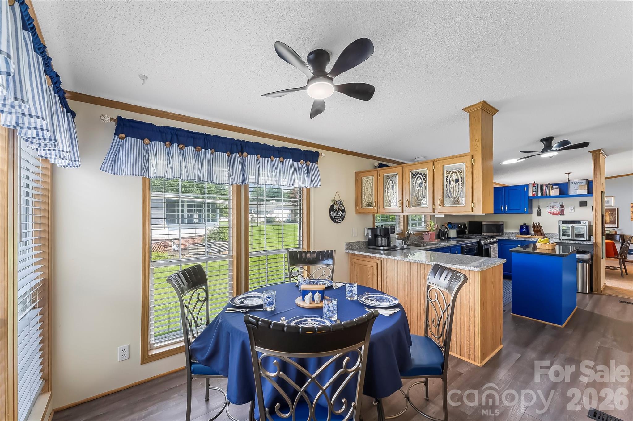 208 Red Birch Court Property Photo 6