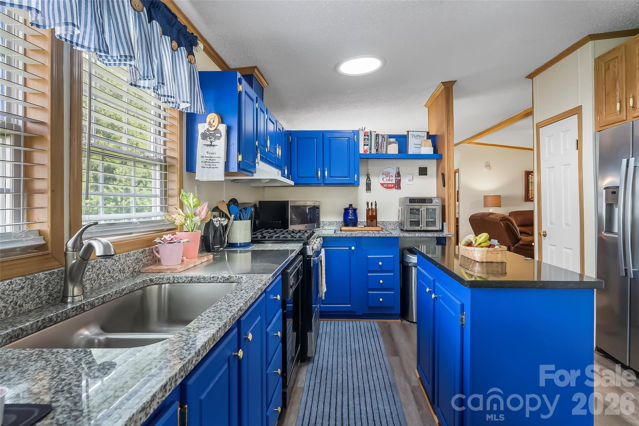 208 Red Birch Court Property Photo 7
