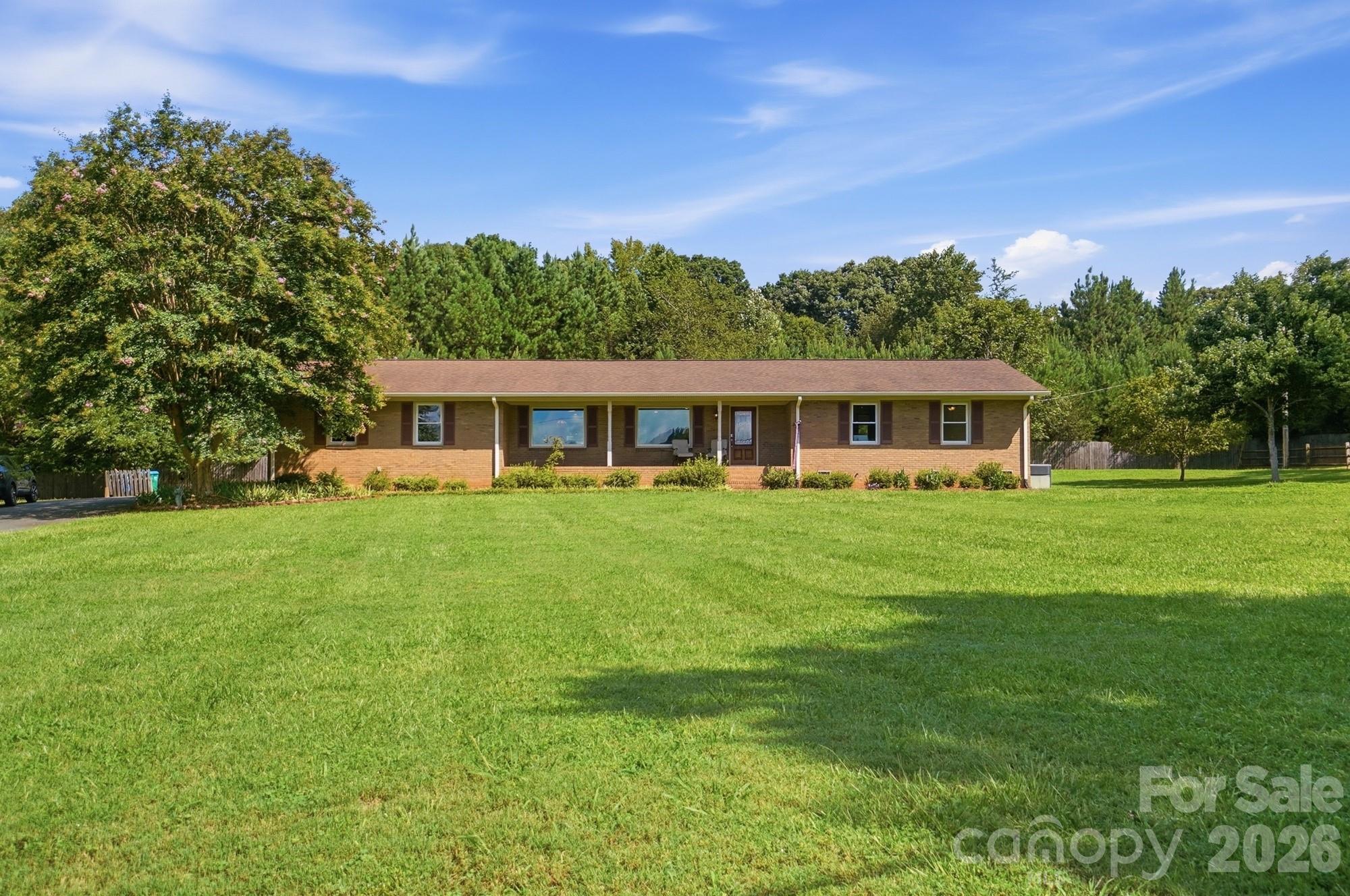 15513 Thompson Road Property Photo 1