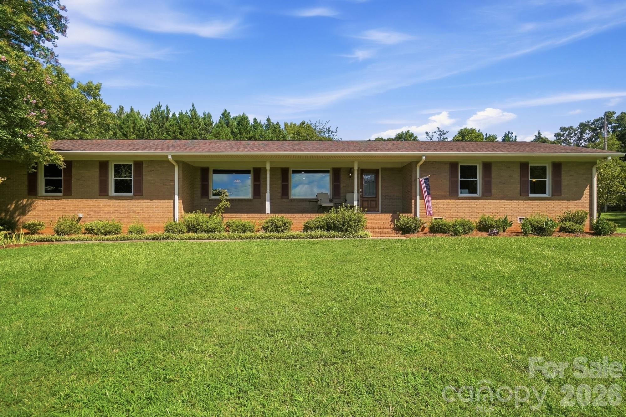 15513 Thompson Road Property Photo 2