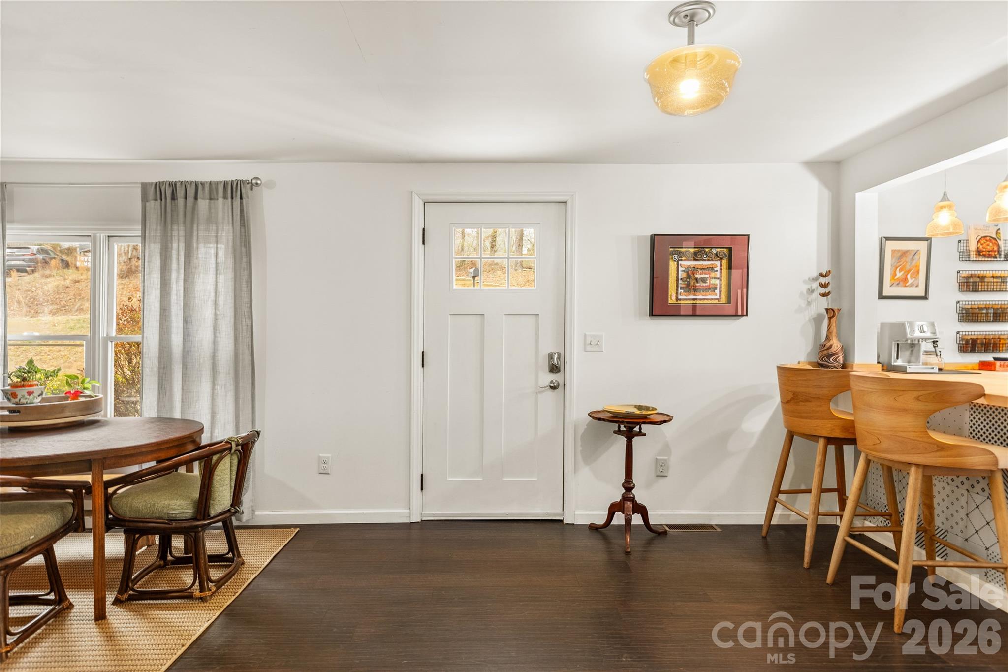 5 Shadowlawn Drive Property Photo 2