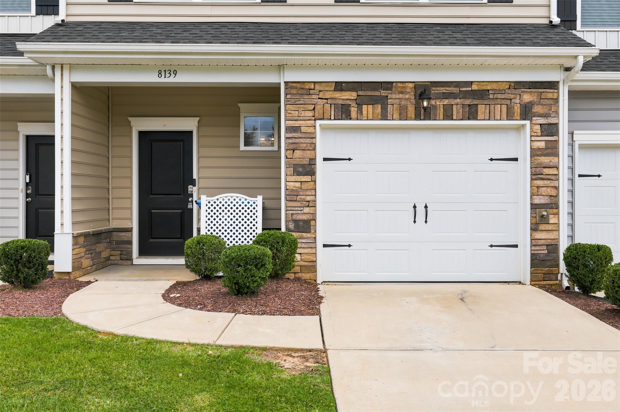 8139 Sheffield Drive Property Photo 2