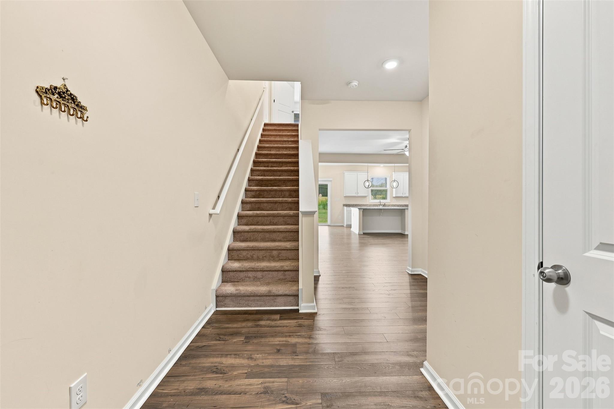 8139 Sheffield Drive Property Photo 3