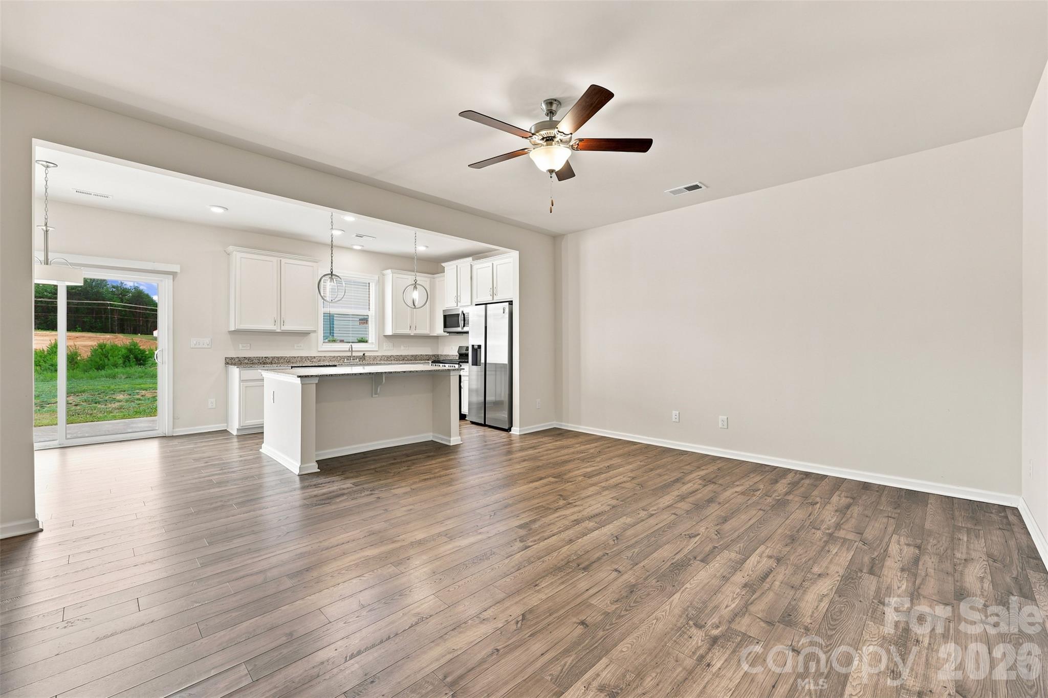 8139 Sheffield Drive Property Photo 4