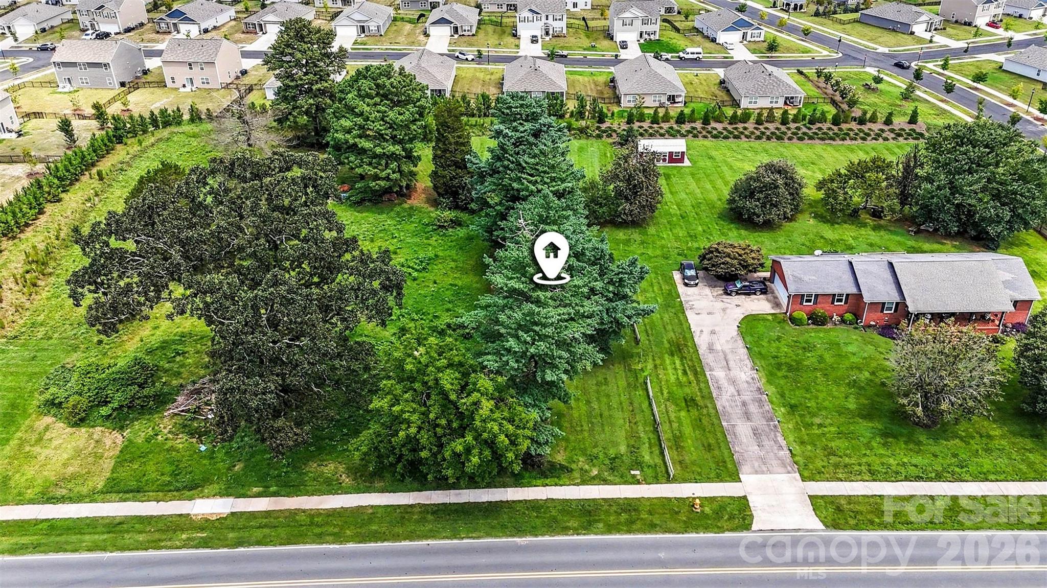 495 Perry Road Property Photo 9