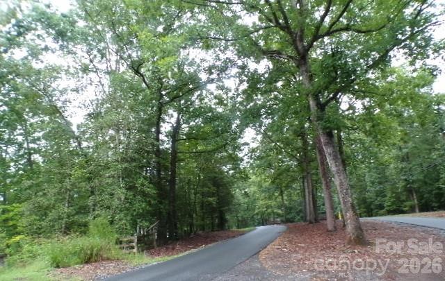 337 Woodrun Drive Property Photo 5