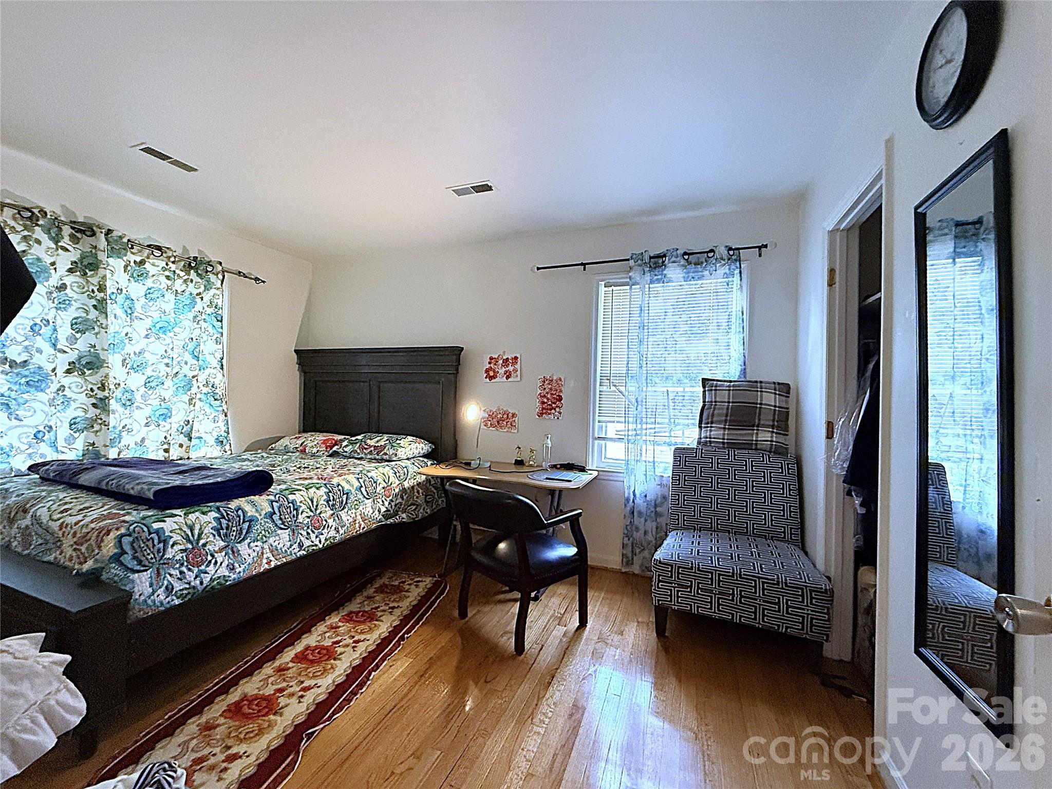 6824 Marlbrook Drive Property Photo 9