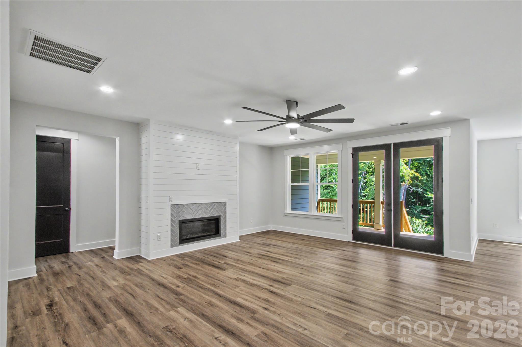 3201 Timber Run Lane Property Photo 6