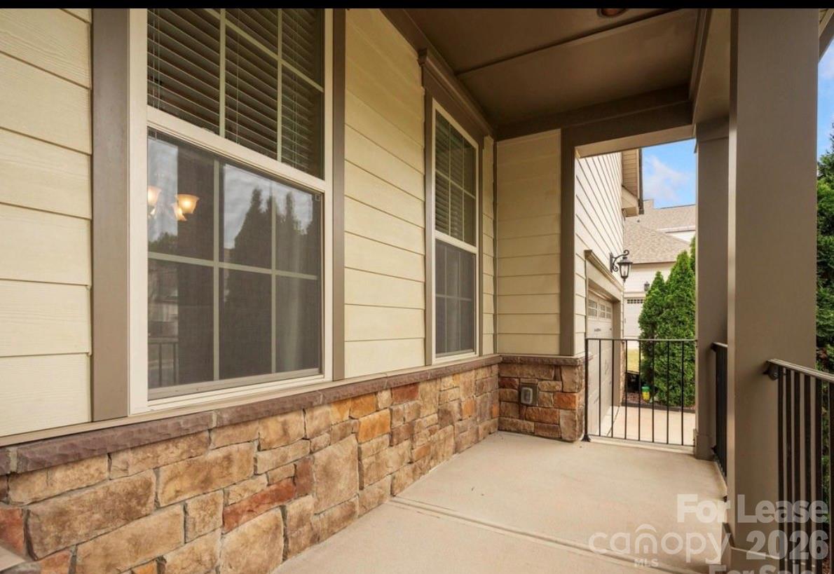 1719 Sutter Creek Drive Property Photo 2