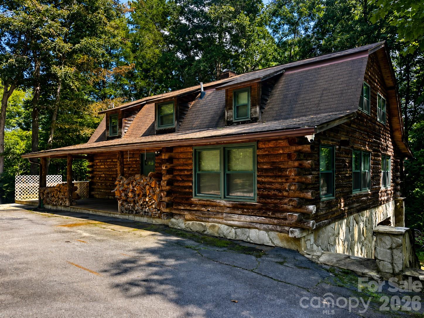 51 Sleepy Forest Drive Property Photo 1
