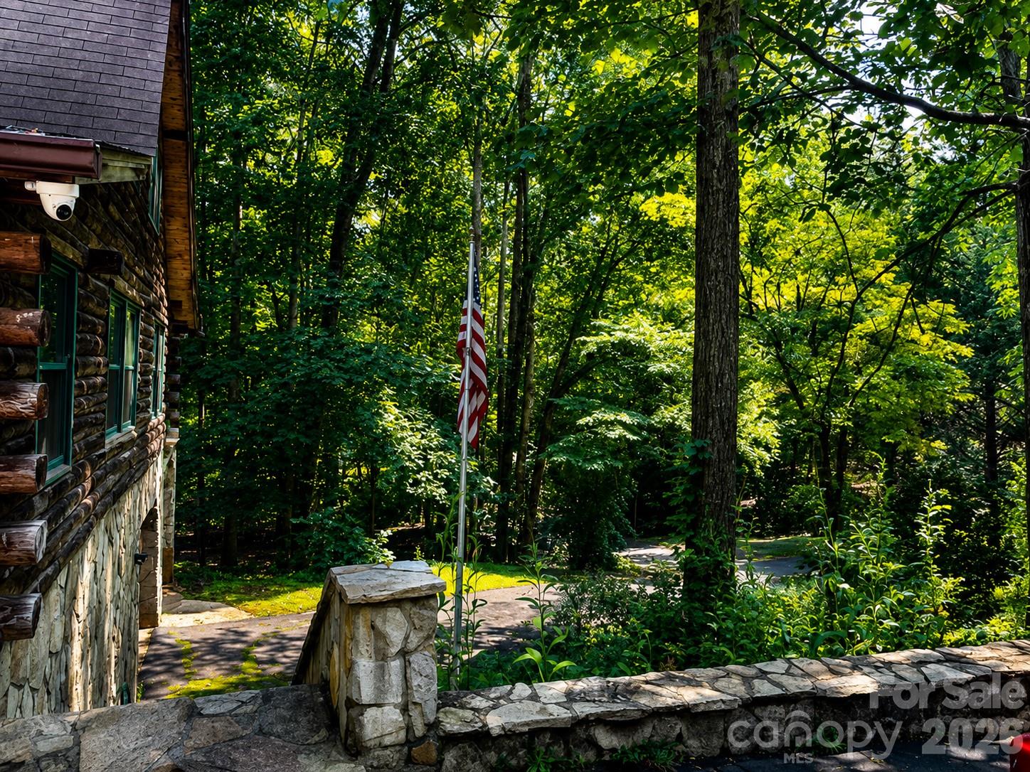 51 Sleepy Forest Drive Property Photo 13