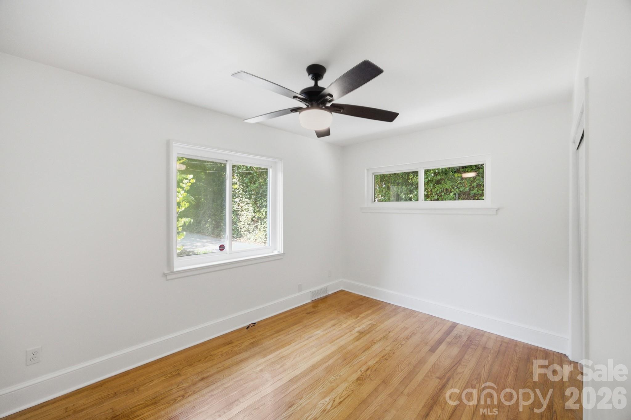 943 Hickory Nut Street Property Photo 19