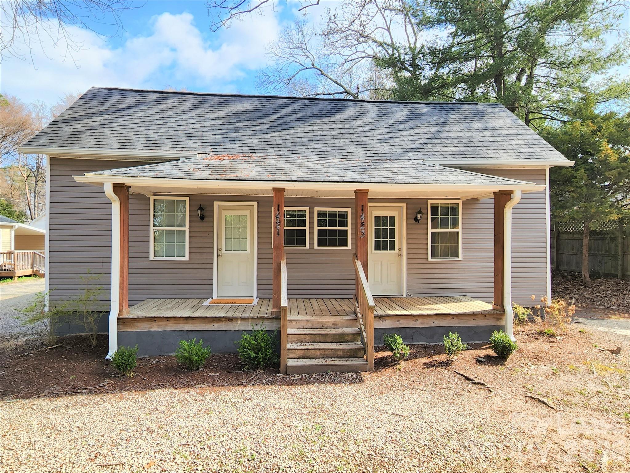 1423 Oakshade Avenue Property Photo 1