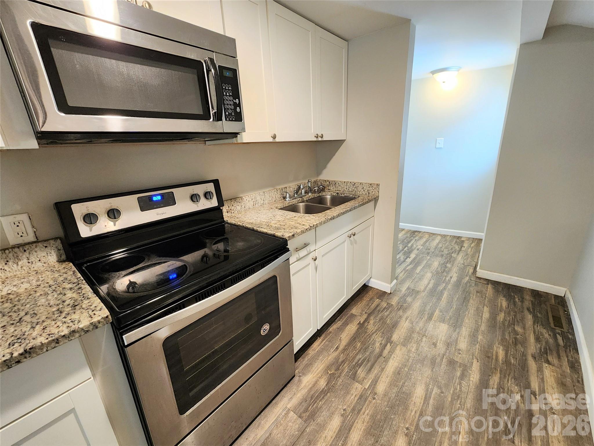 1423 Oakshade Avenue Property Photo 5