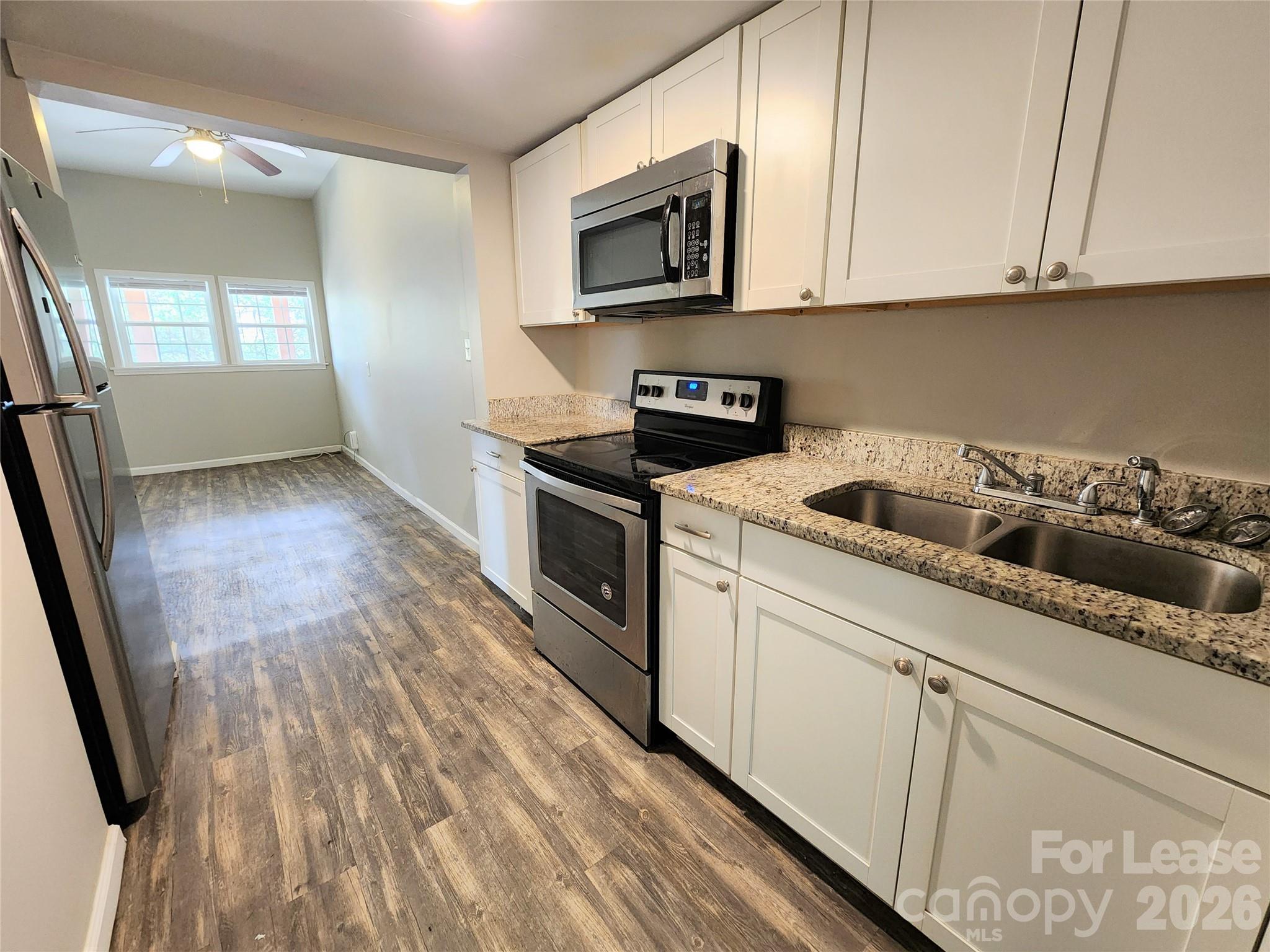 1423 Oakshade Avenue Property Photo 6