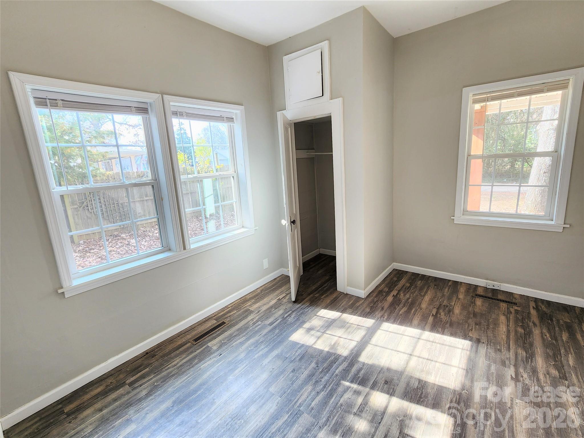 1423 Oakshade Avenue Property Photo 8